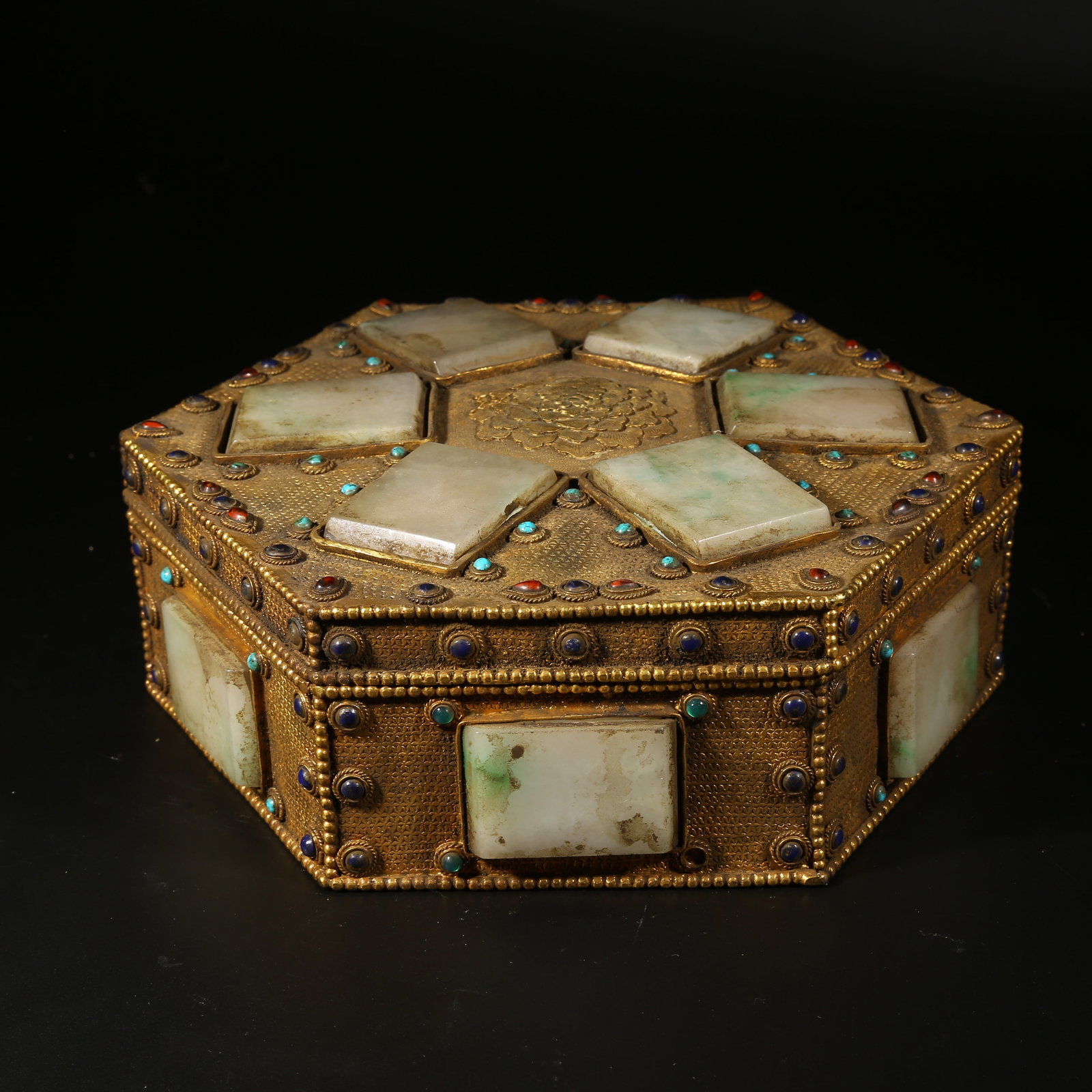 A GILT BRONZE COVERED BOX WITH INLAID GEMSTONES AND JADEITE (1 of 9)
