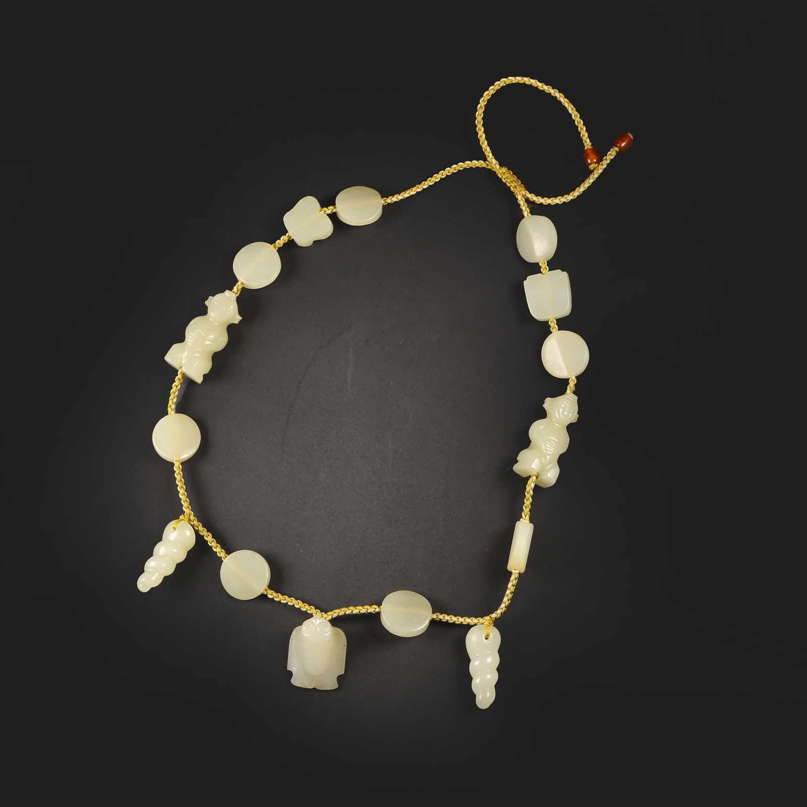 A HETIAN JADE NECKLACE (1 of 7)
