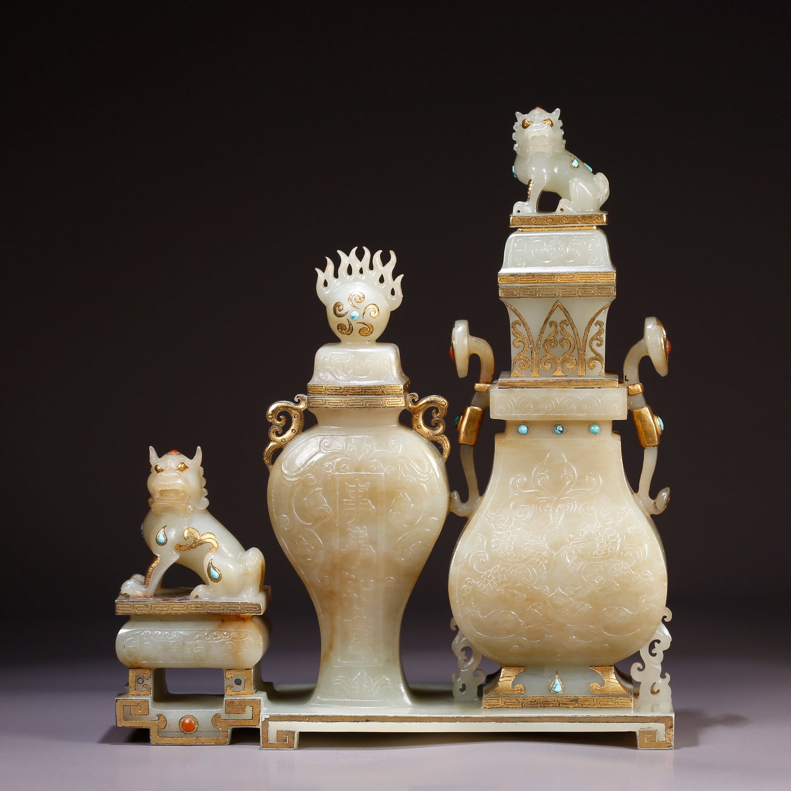 A HETIAN JADE COVERED VASE WITH RUYI EARS: Hetian Jade Covered Vase with Ruyi Ears