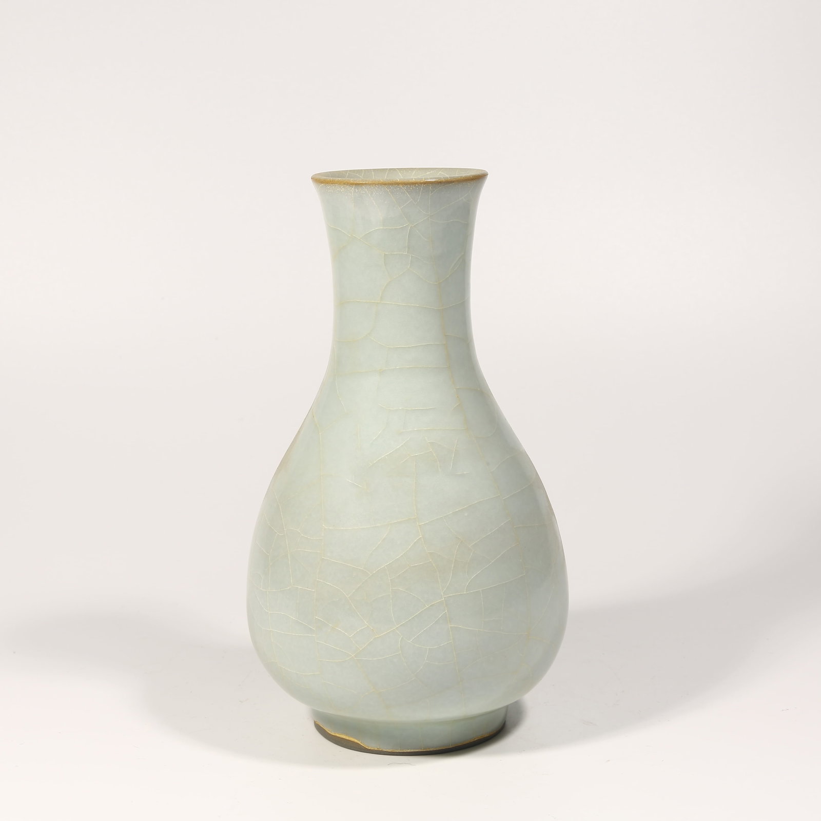 A OFFICIAL KILN GALLBLADDER-SHAPED VASE: Official Kiln Gallbladder-Shaped Vase