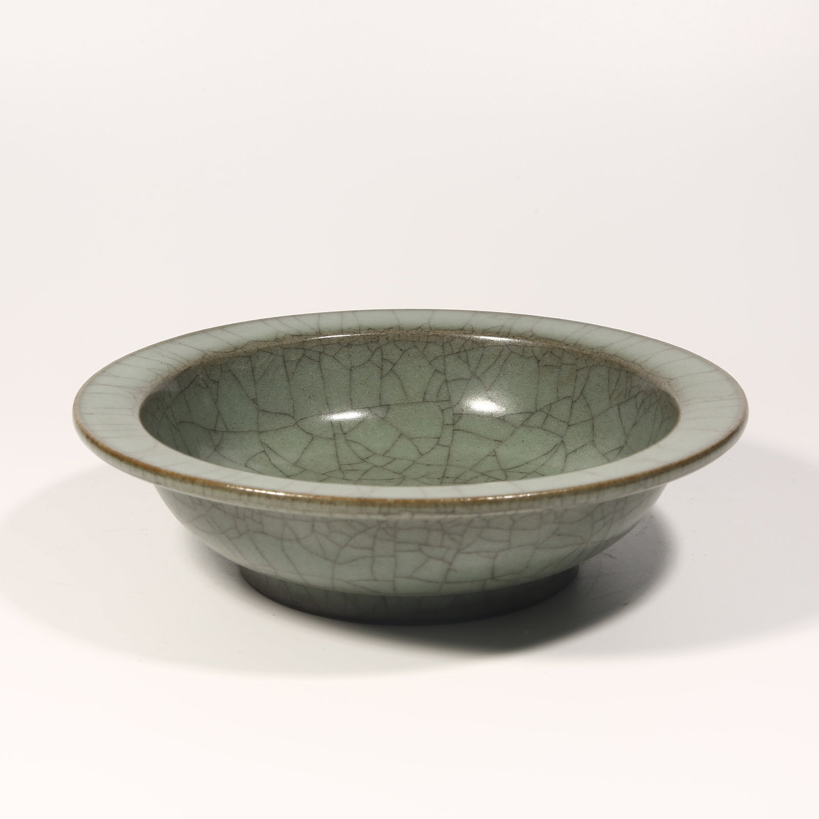 A OFFICIAL KILN FOLDED-RIM WATER BASIN (1 of 8)
