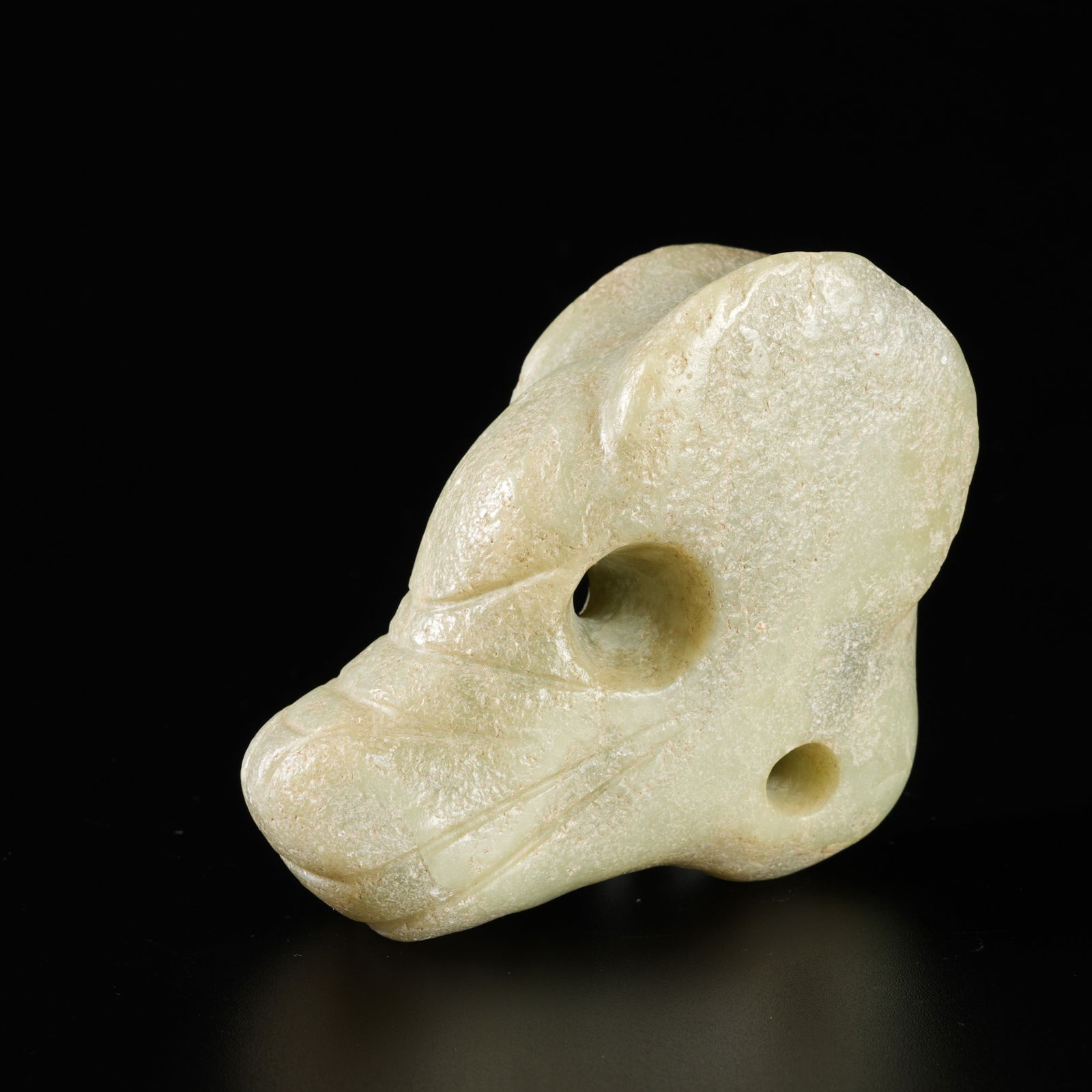A ARCHAIC JADE CARVED PENDANT (1 of 9)