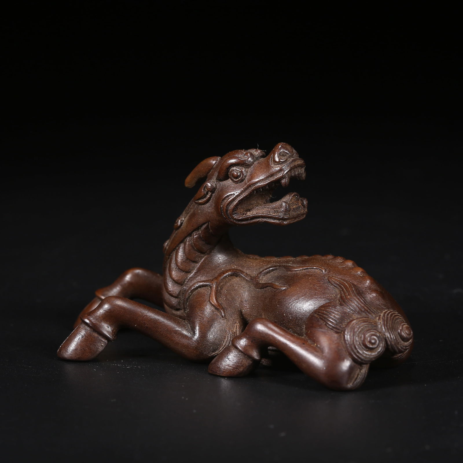 A BOXWOOD AUSPICIOUS BEAST ORNAMENT (1 of 8)
