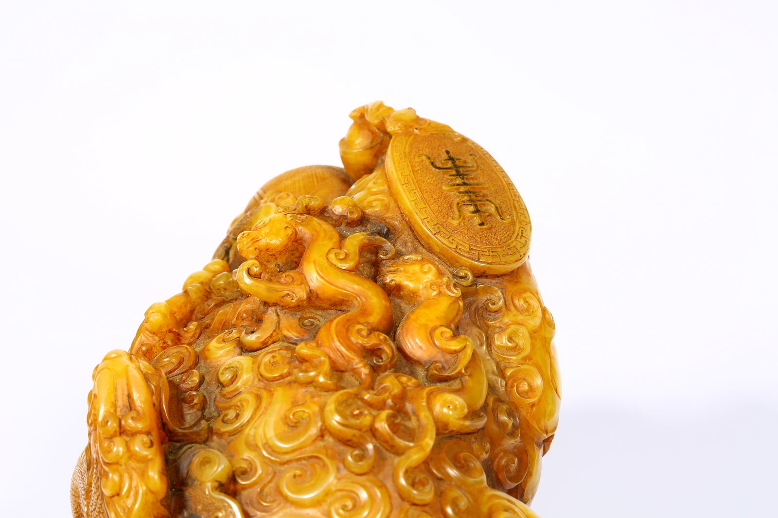 A LARGE SHOUSHAN STONE SEAL WITH CLOUD AND DRAGON PATTERN - 4