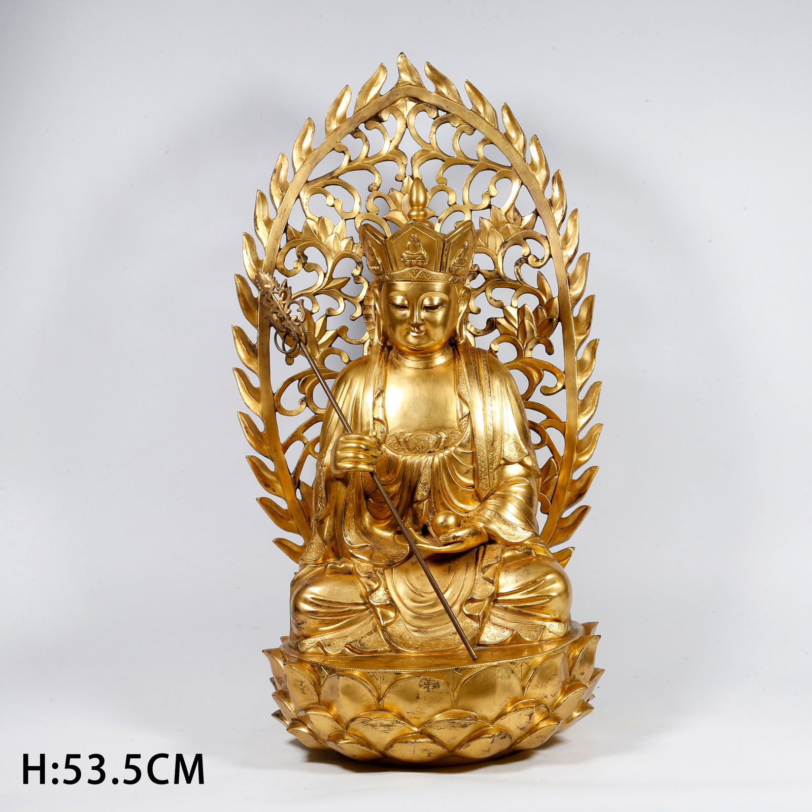 A GILT-BRONZE GURU RINPOCHE STATUE: Gilt-bronze Guru Rinpoche statue