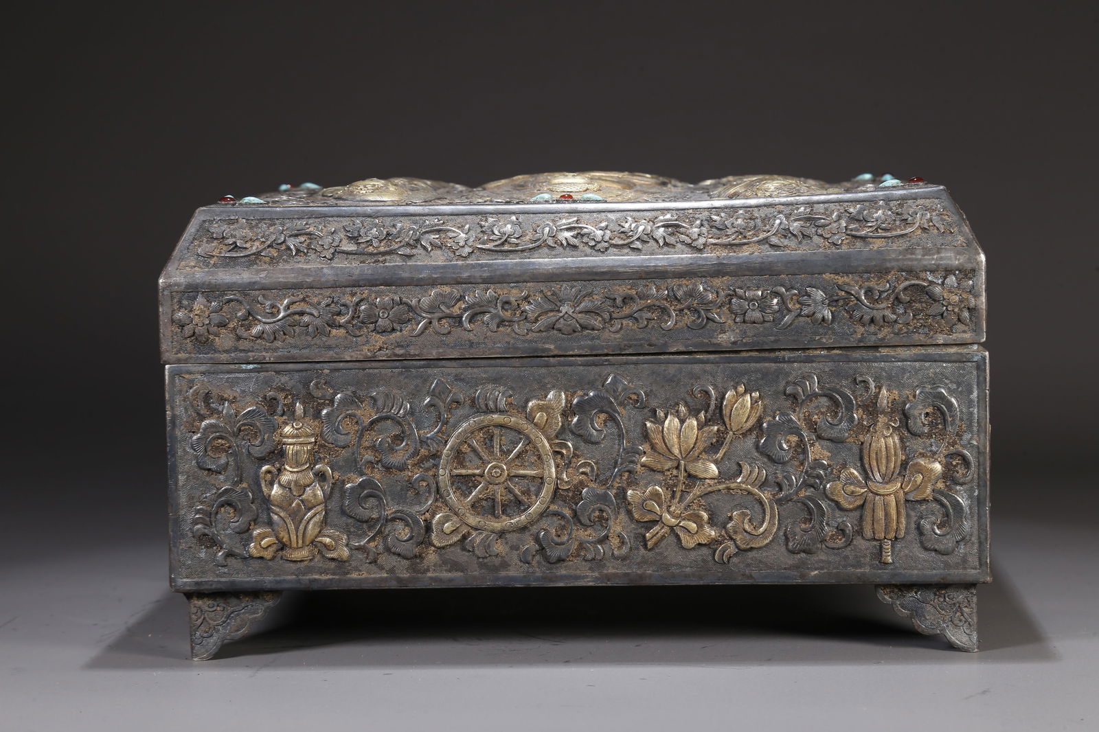 A PARTIALLY GILT SILVER BUDDHIST SCRIPTURES - 4