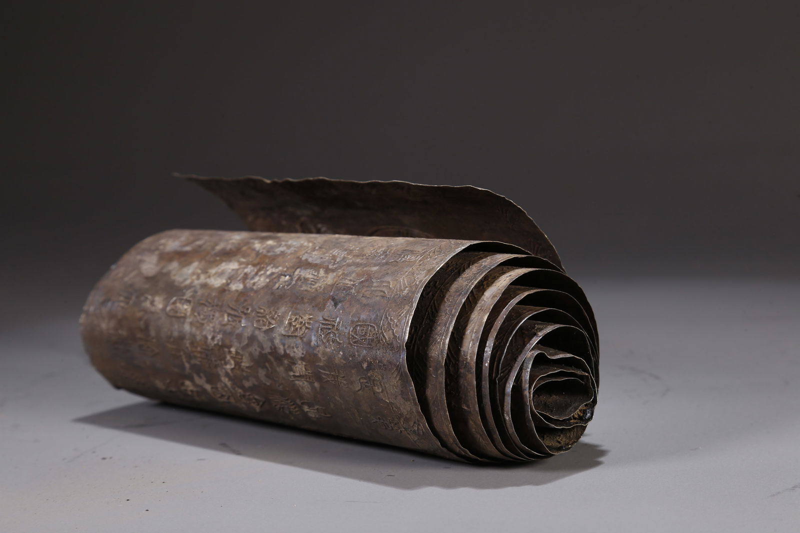 A PARTIALLY GILT SILVER BUDDHIST SCRIPTURES - 8