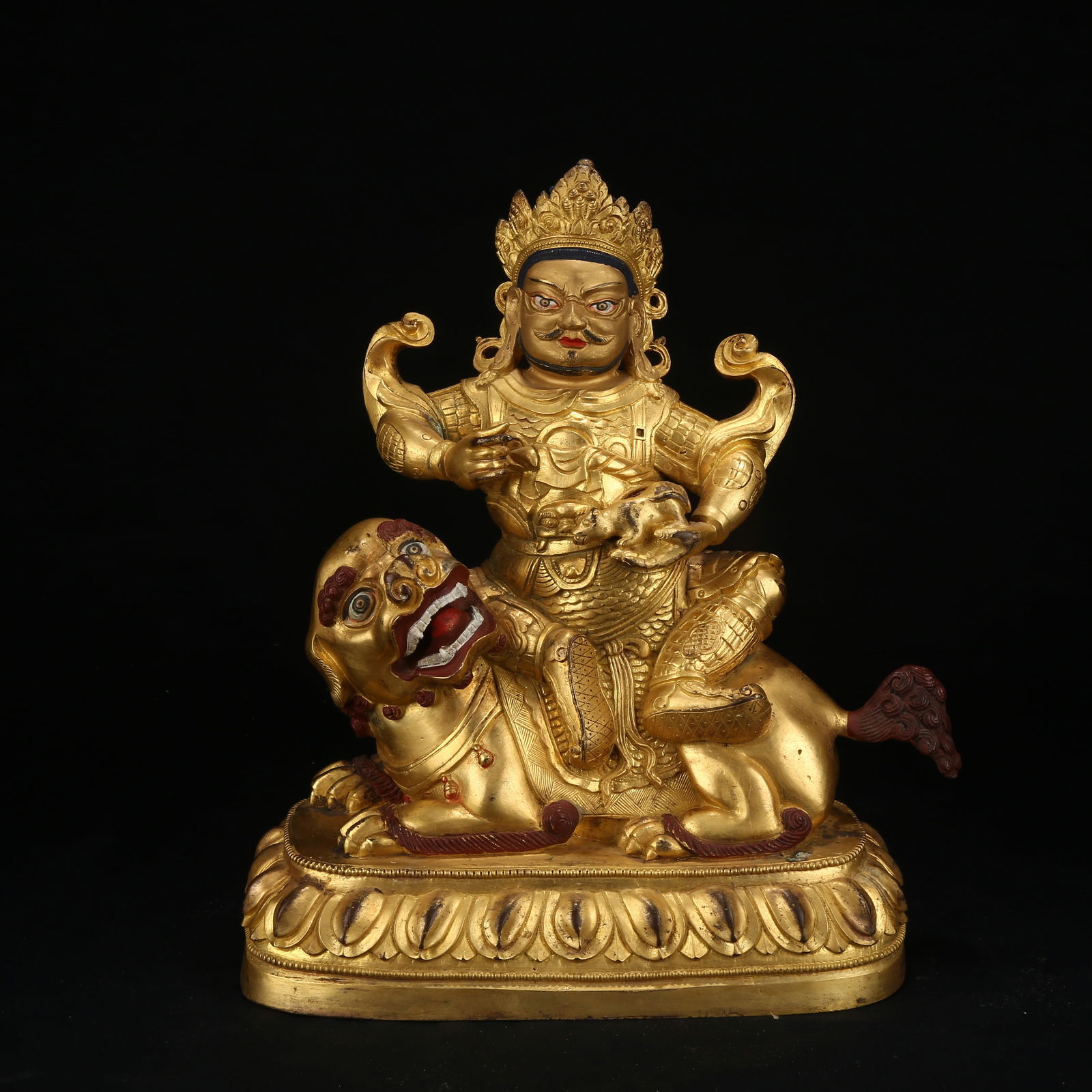 A GILT BRONZE FIGURE OF THE TREASURE KING (VAI?RAVA?A) (1 of 8)