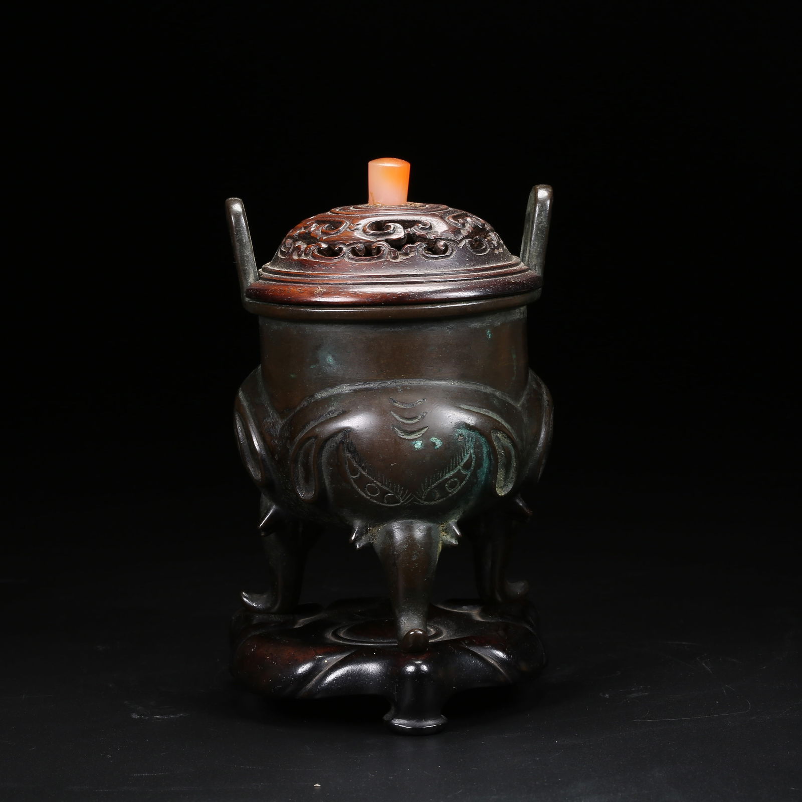 A BRONZE CENSER WITH ELEPHANT FEET (1 of 9)