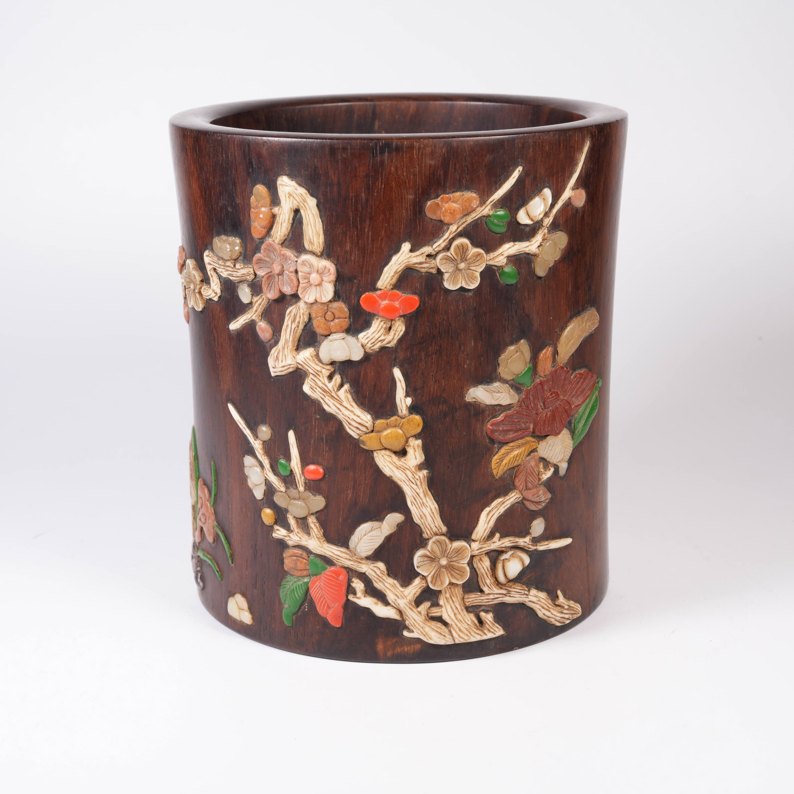 A HUANGHUALI WOOD BRUSH POT INLAID WITH "HUNDRED TREASURES" FLORAL MOTIF (1 of 9)