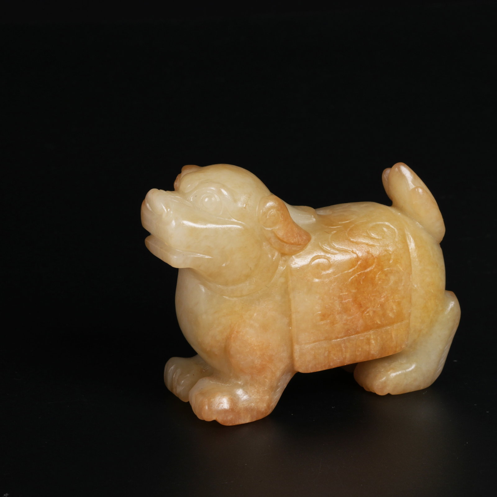 A MEDIEVAL JADE PENDANT WITH AUSPICIOUS BEAST MOTIF (1 of 8)