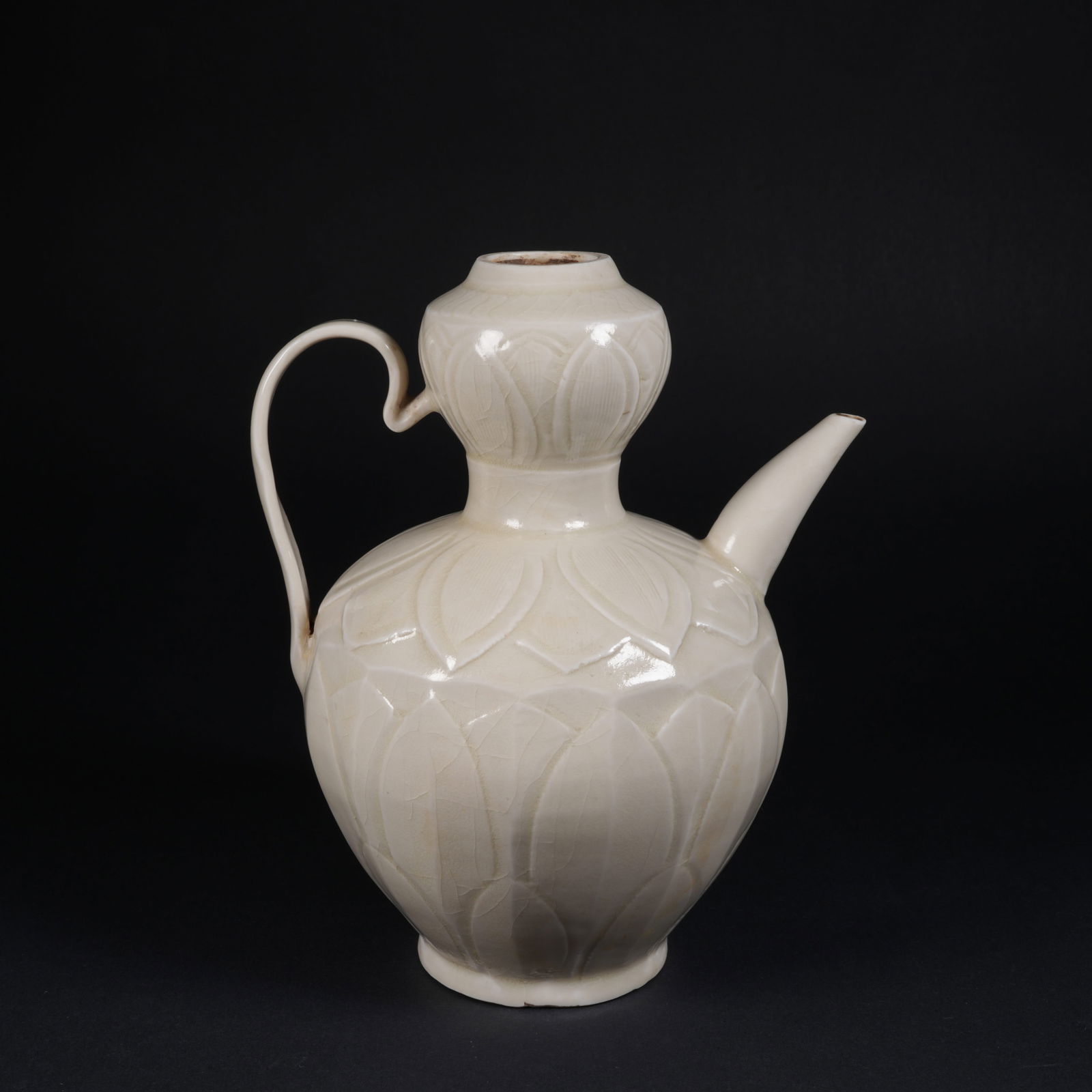 A DING WARE EWER - 4