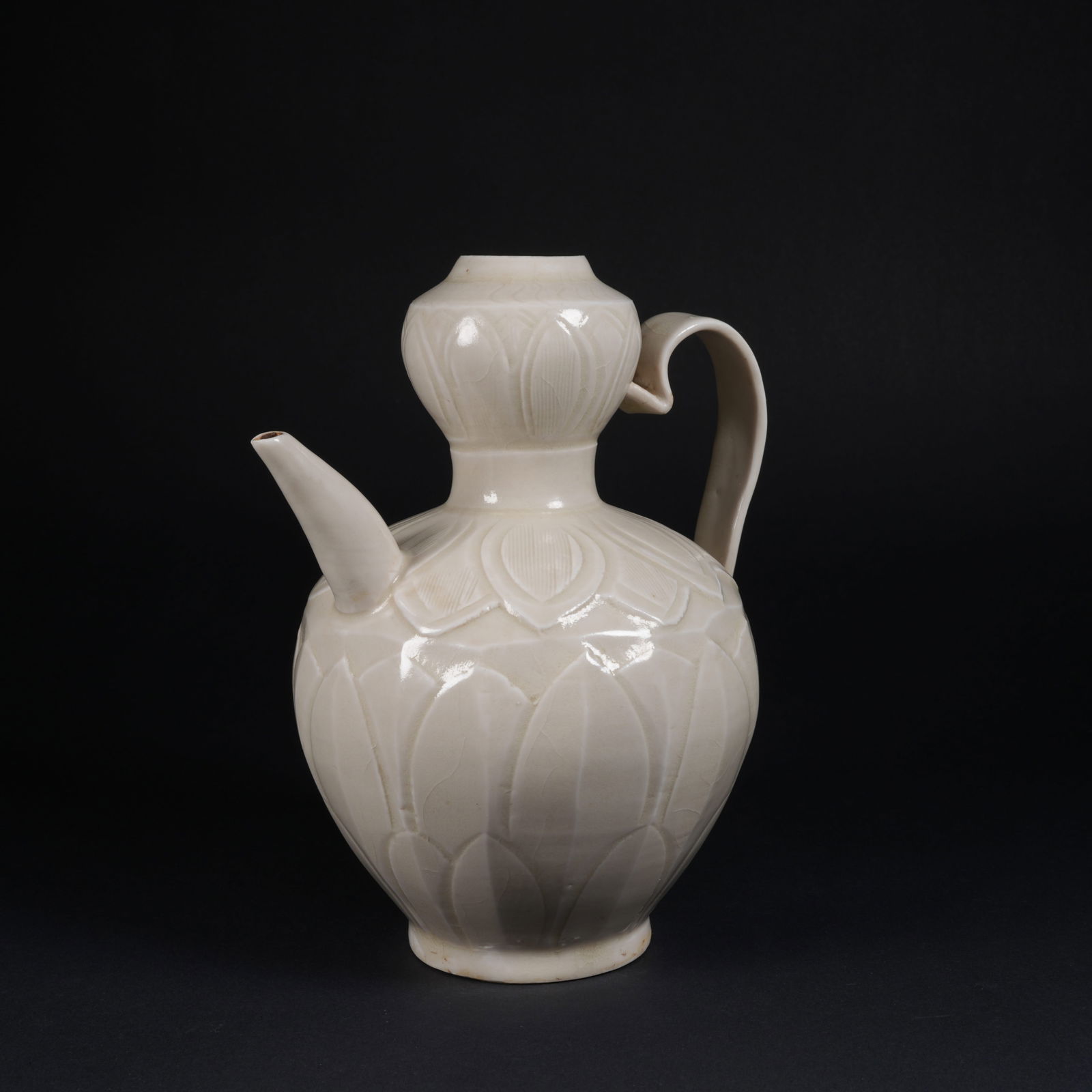 A DING WARE EWER - 6