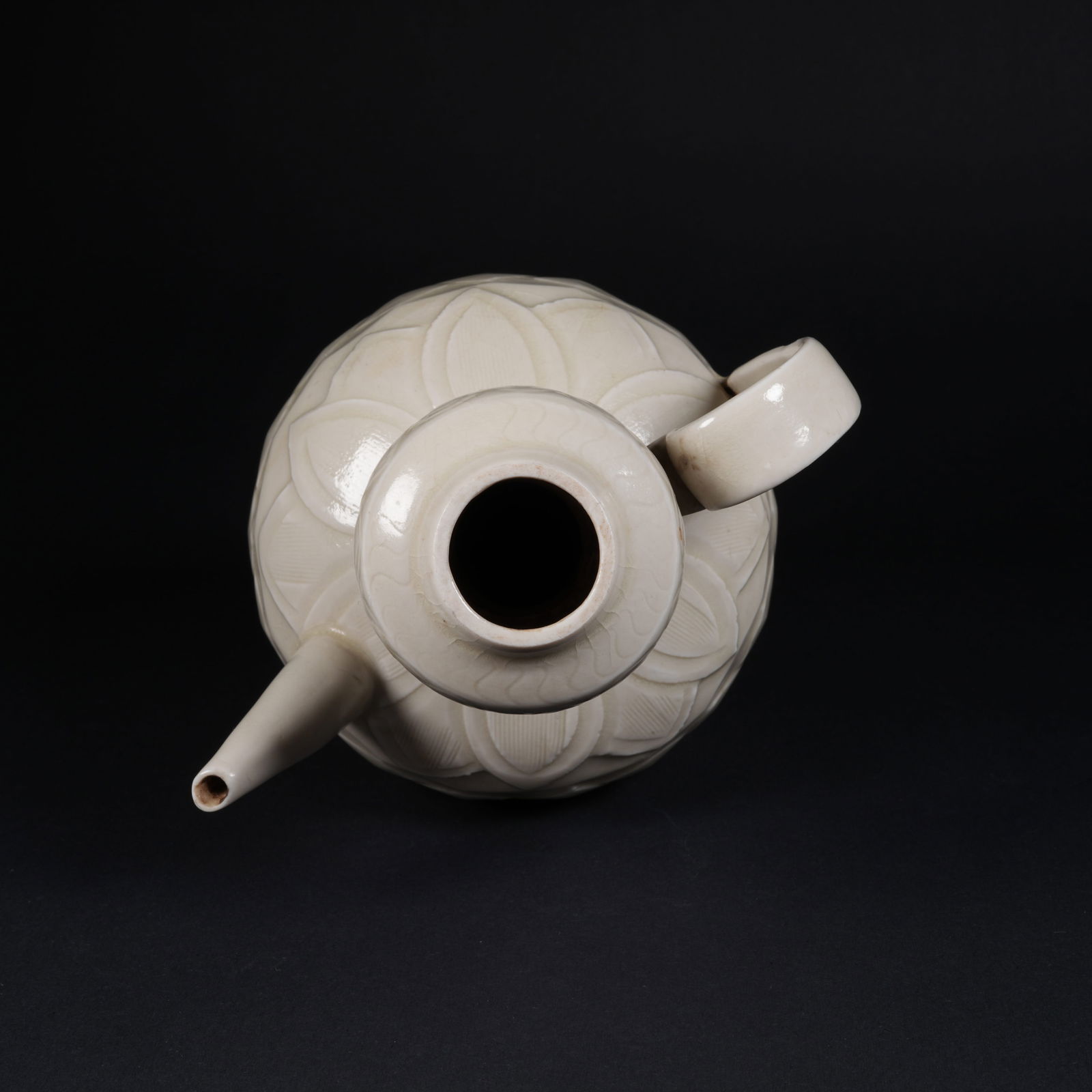 A DING WARE EWER - 7