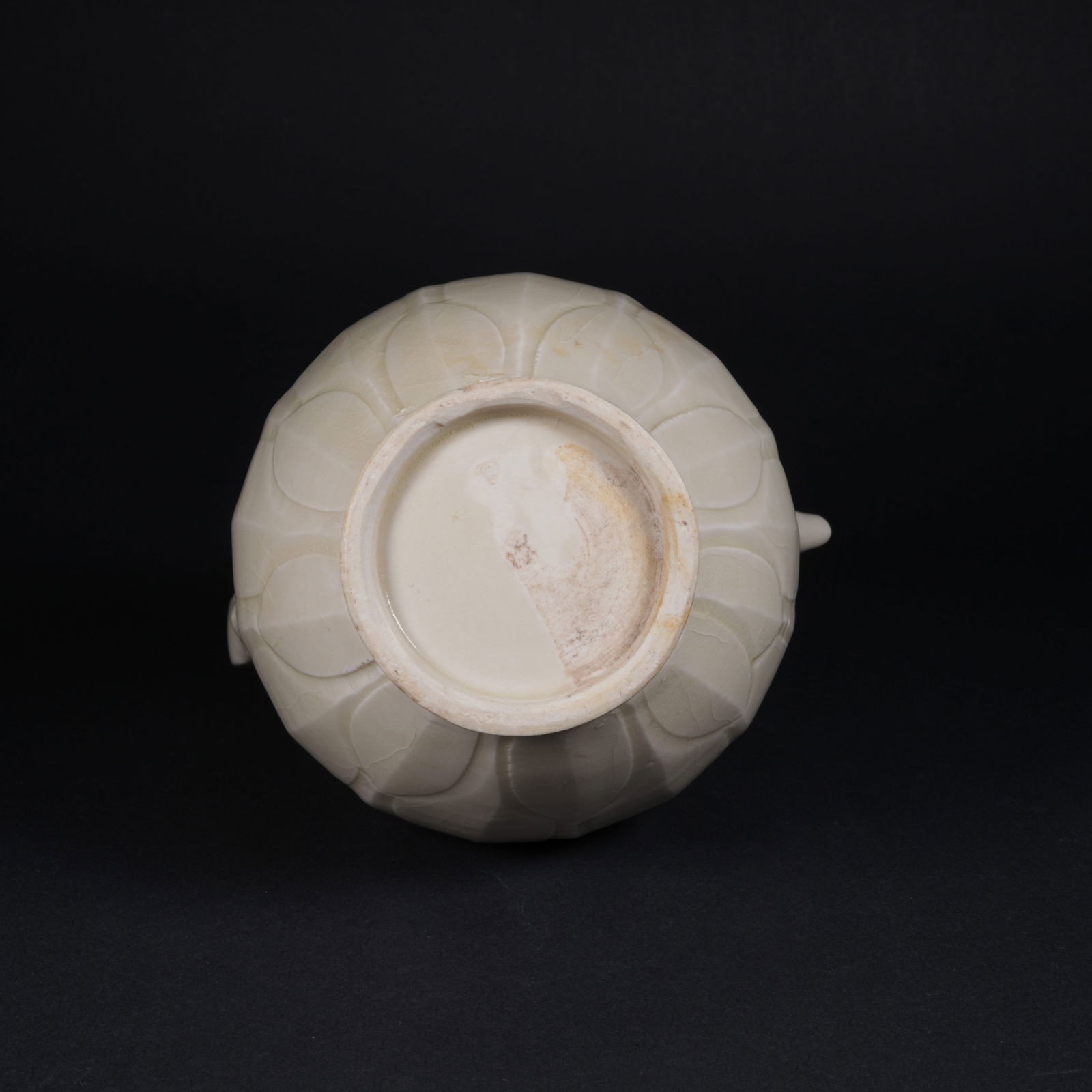 A DING WARE EWER - 8