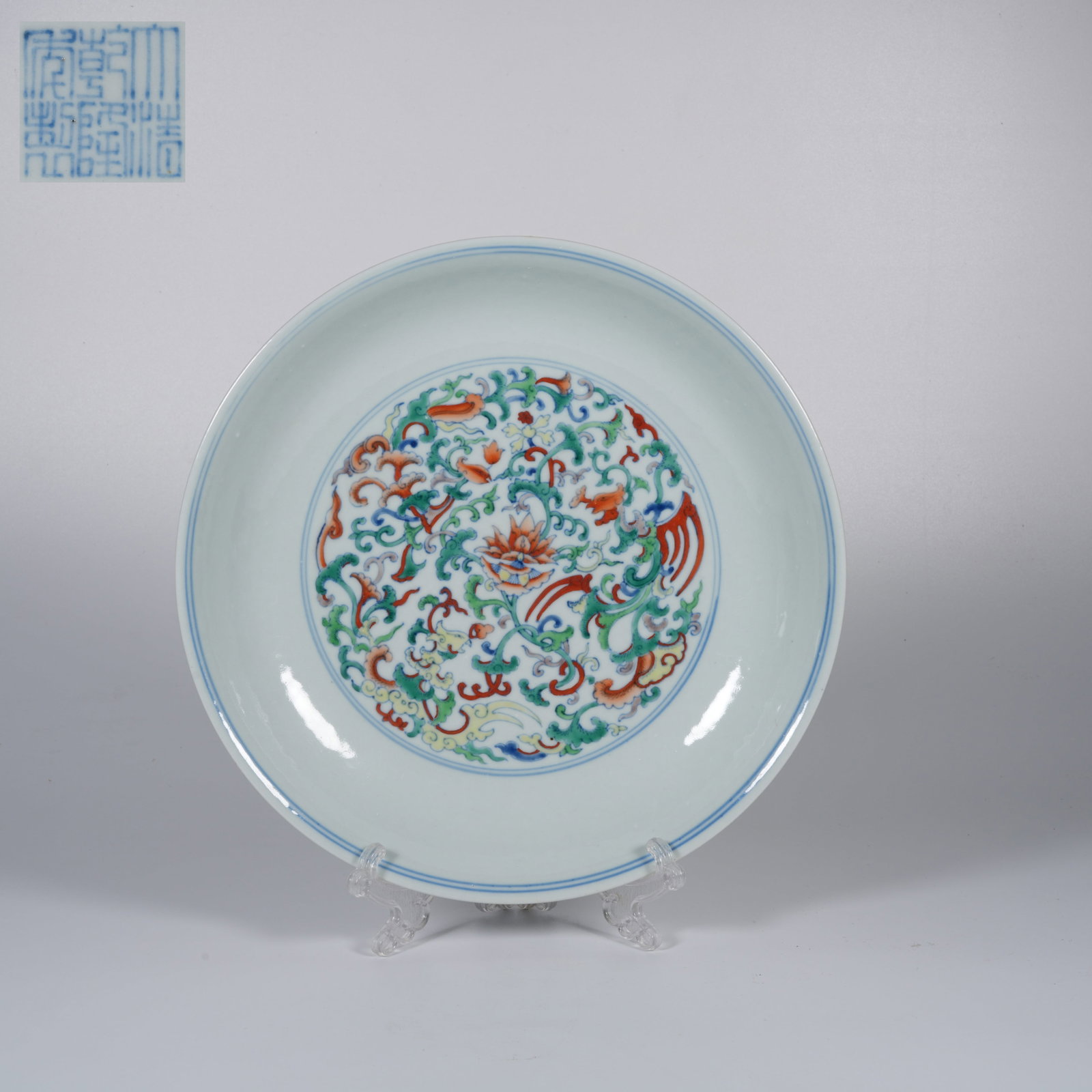 A DOUCAI DISH WITH PHOENIX-AND-FLORAL MOTIF (1 of 7)