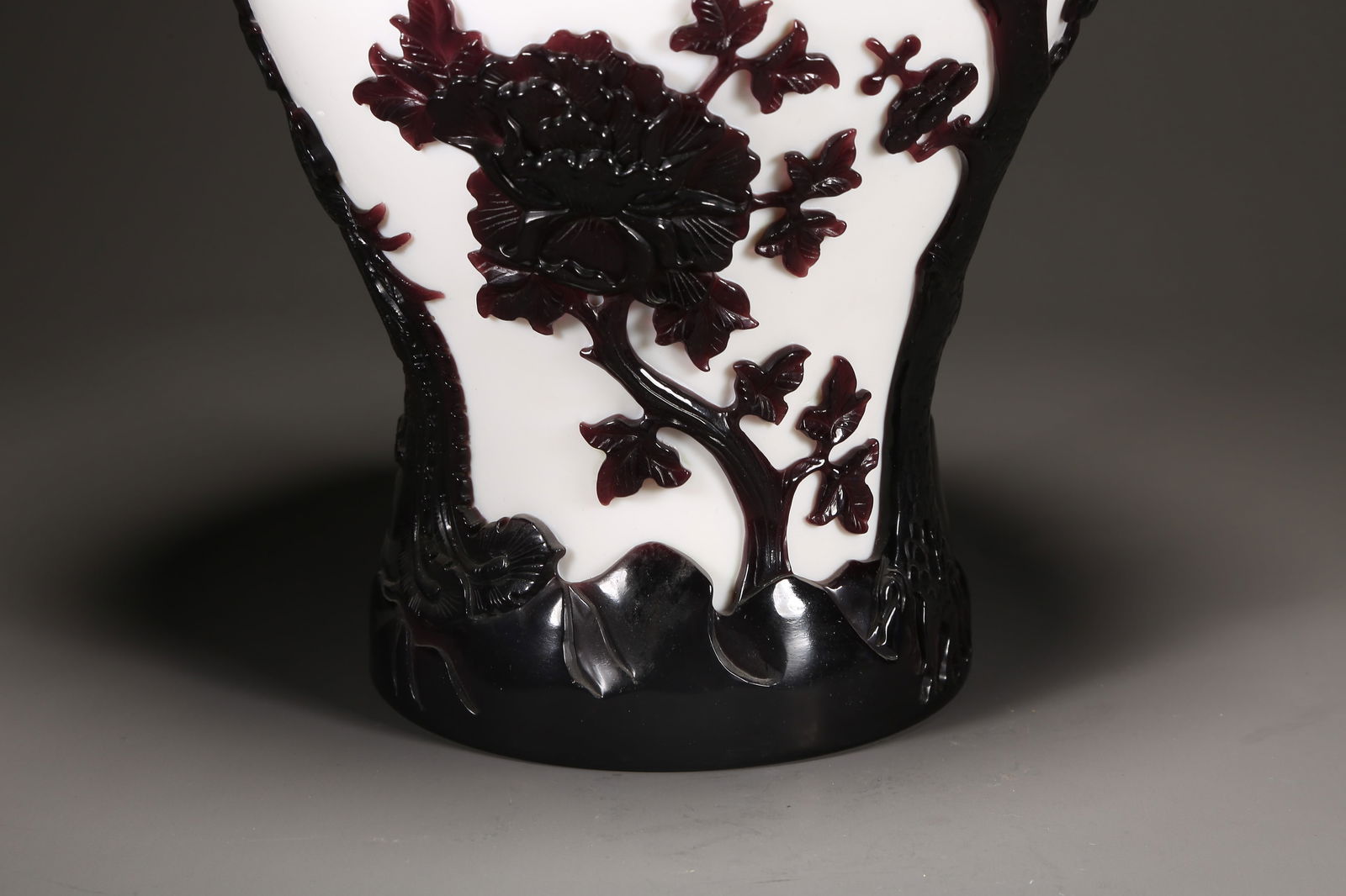 A COMPOSITE JADE FIVE RELATIONSHIPS COVERED JAR - 4