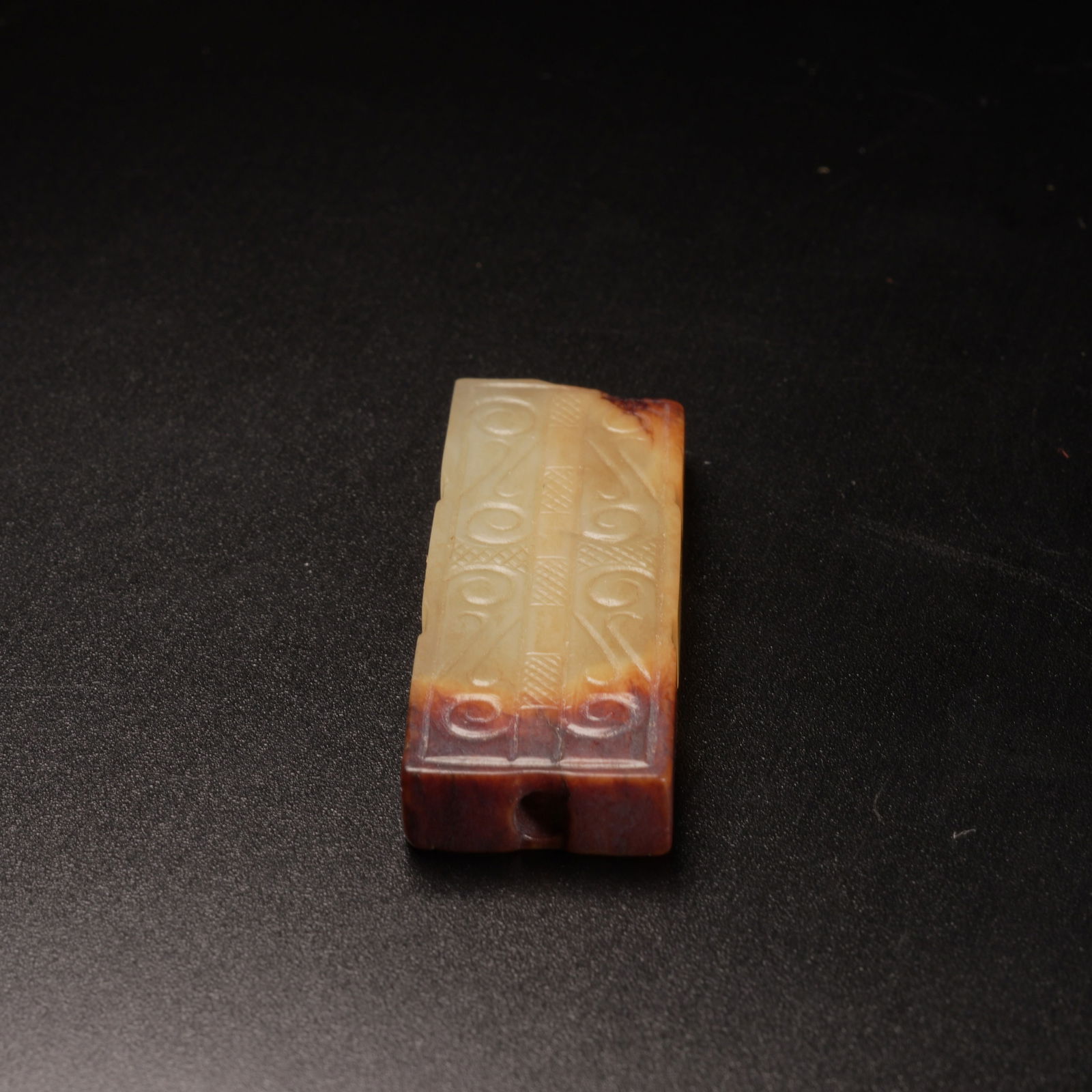 A ANCIENT JADE TOGGLE - 2