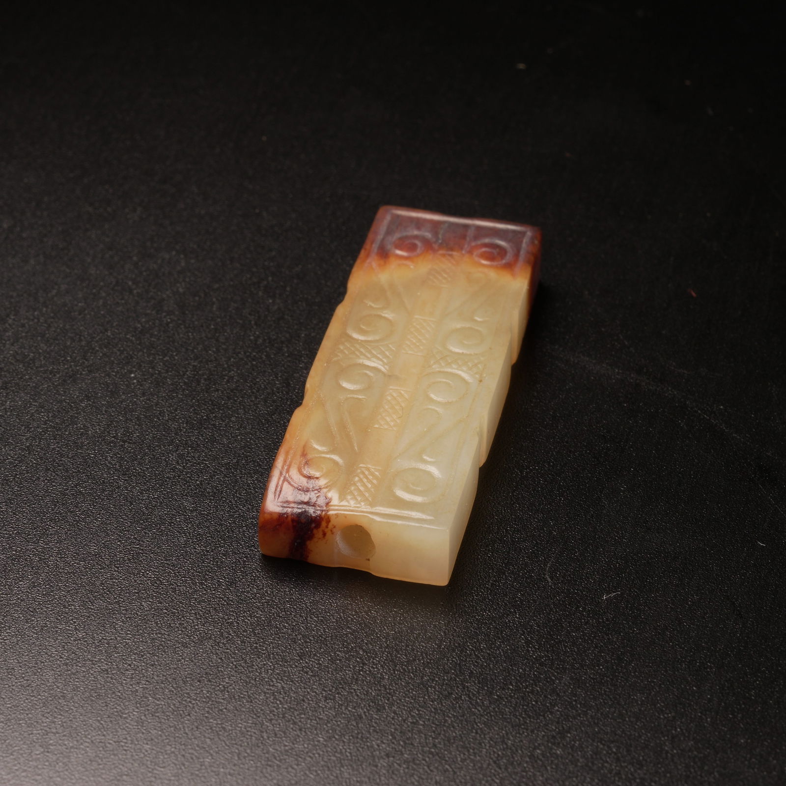 A ANCIENT JADE TOGGLE - 4