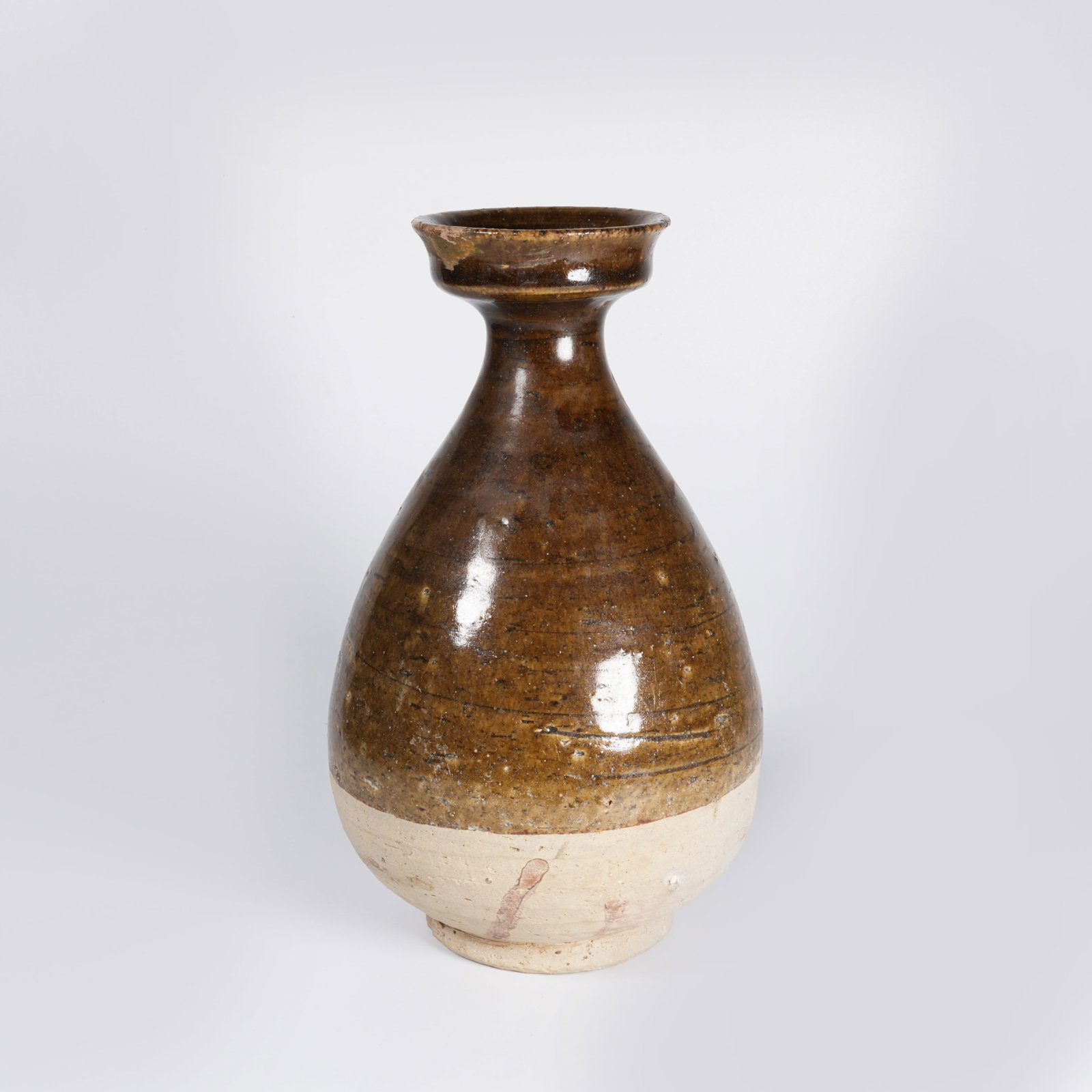 A TEA-DUST GLAZED YUHUCHUN VASE (1 of 7)