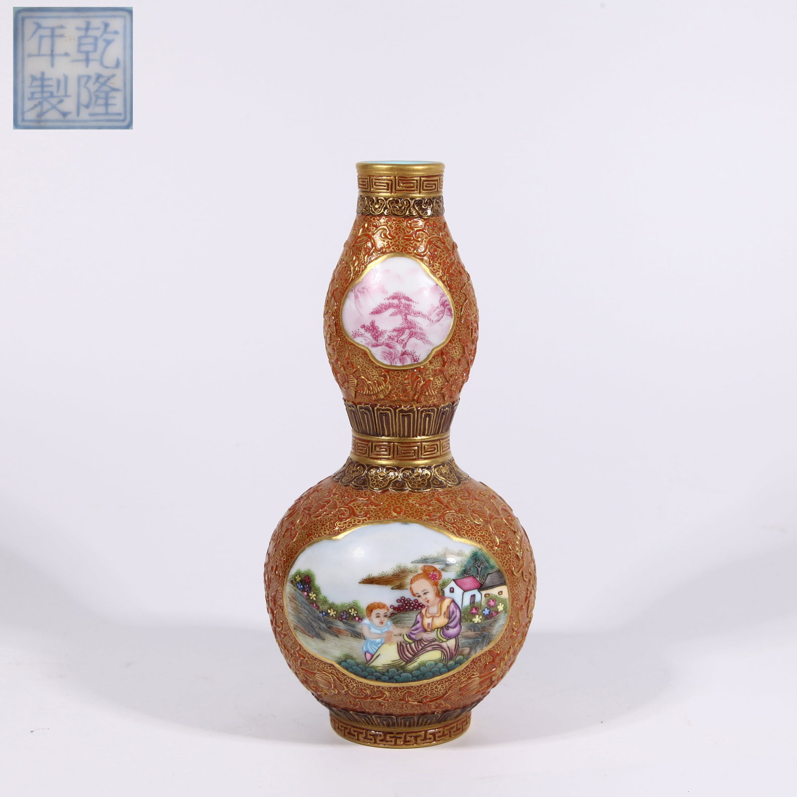 A FAMILLE-ENAMEL STORY SCENE GOURD VASE (1 of 9)