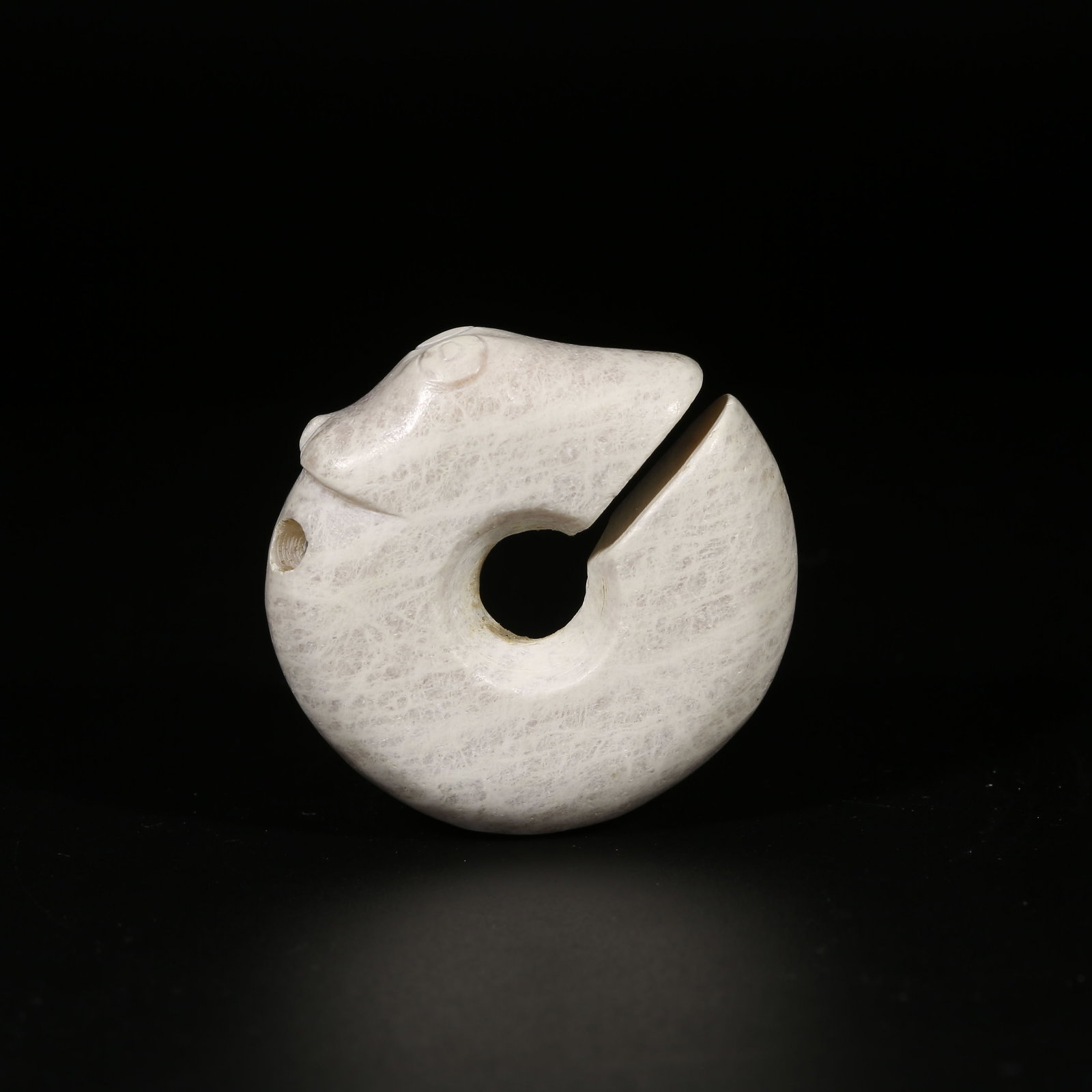 A ARCHAIC JADE LIANGZHU CULTURE DRAGON (1 of 8)