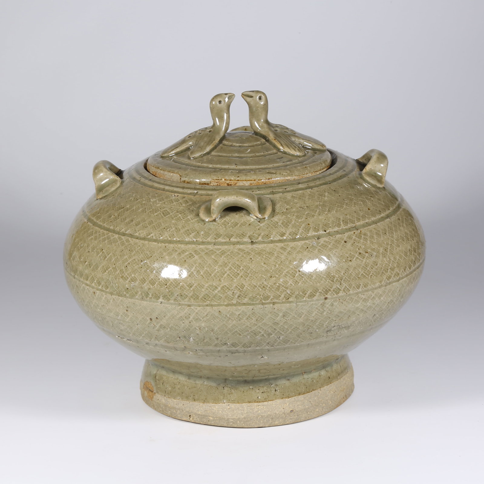 A YUE KILN SWALLOW JAR (1 of 9)