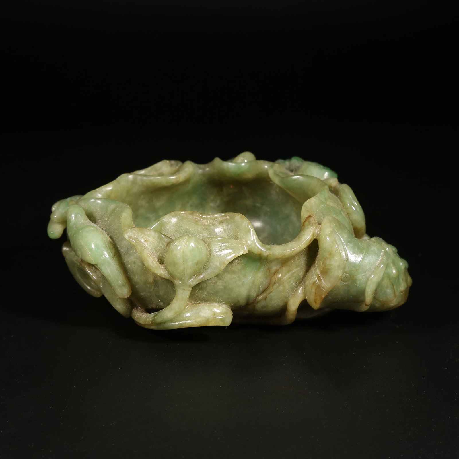 A JADEITE LOTUS LEAF WASHER (1 of 9)