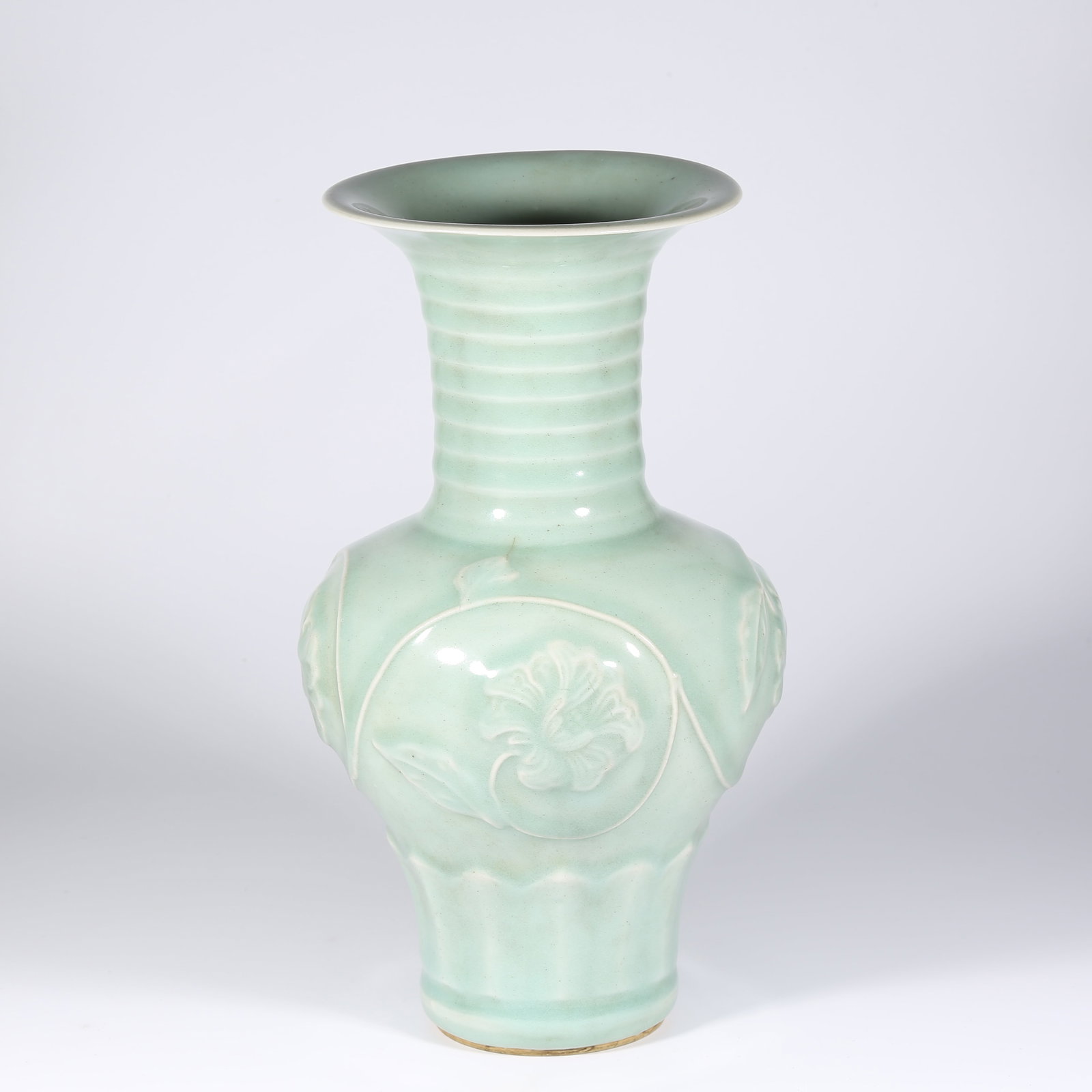 A LONGQUAN KILN PHOENIX-TAIL VASE WITH INTERTWINED FLOWER AND VINE MOTIF (1 of 9)