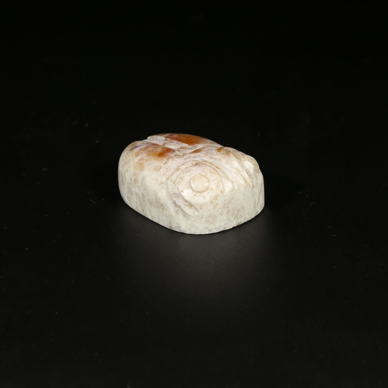 A ARCHAIC JADE LIANGZHU CULTURE CICADA (1 of 9)
