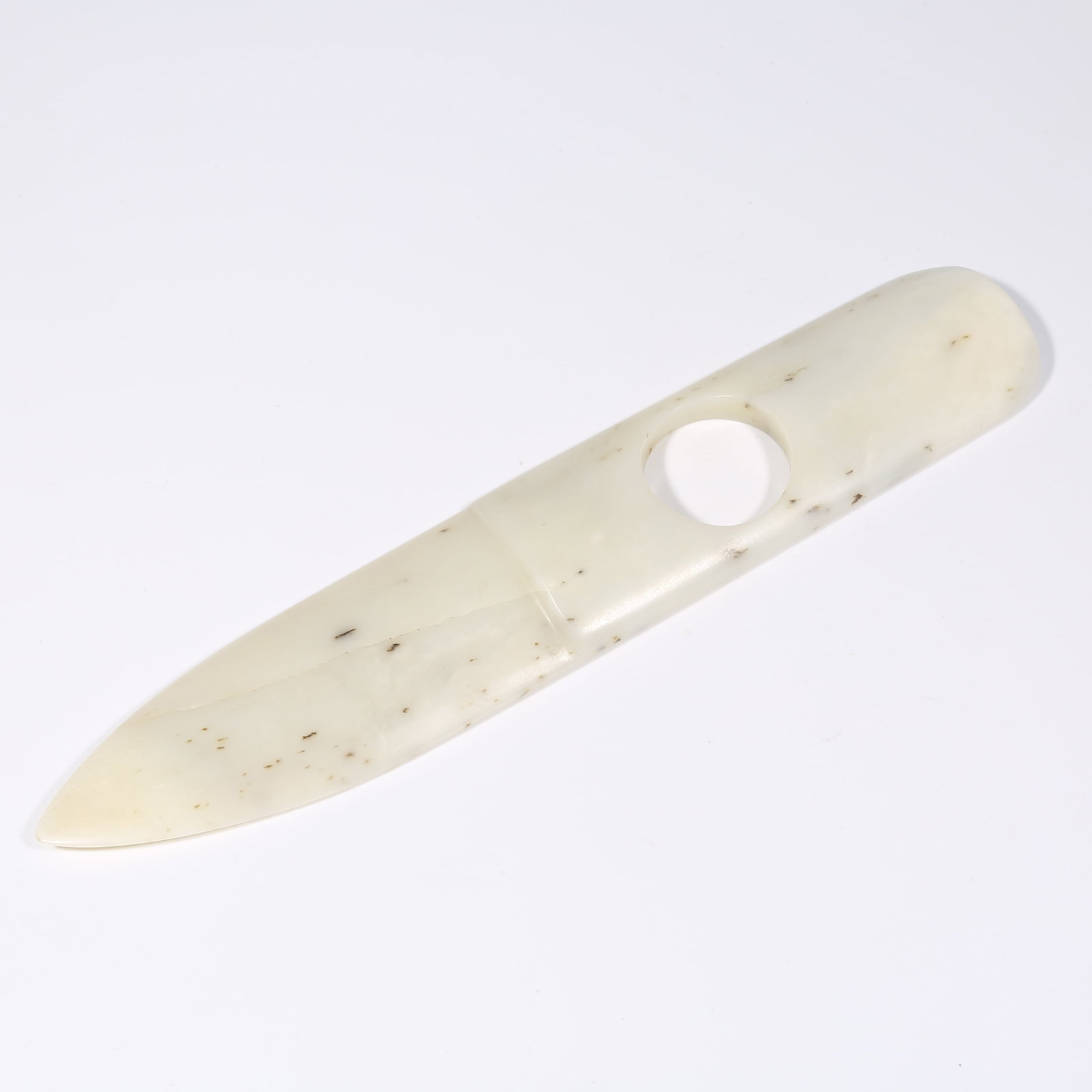 A ANCIENT JADE RITUAL VESSEL (1 of 10)