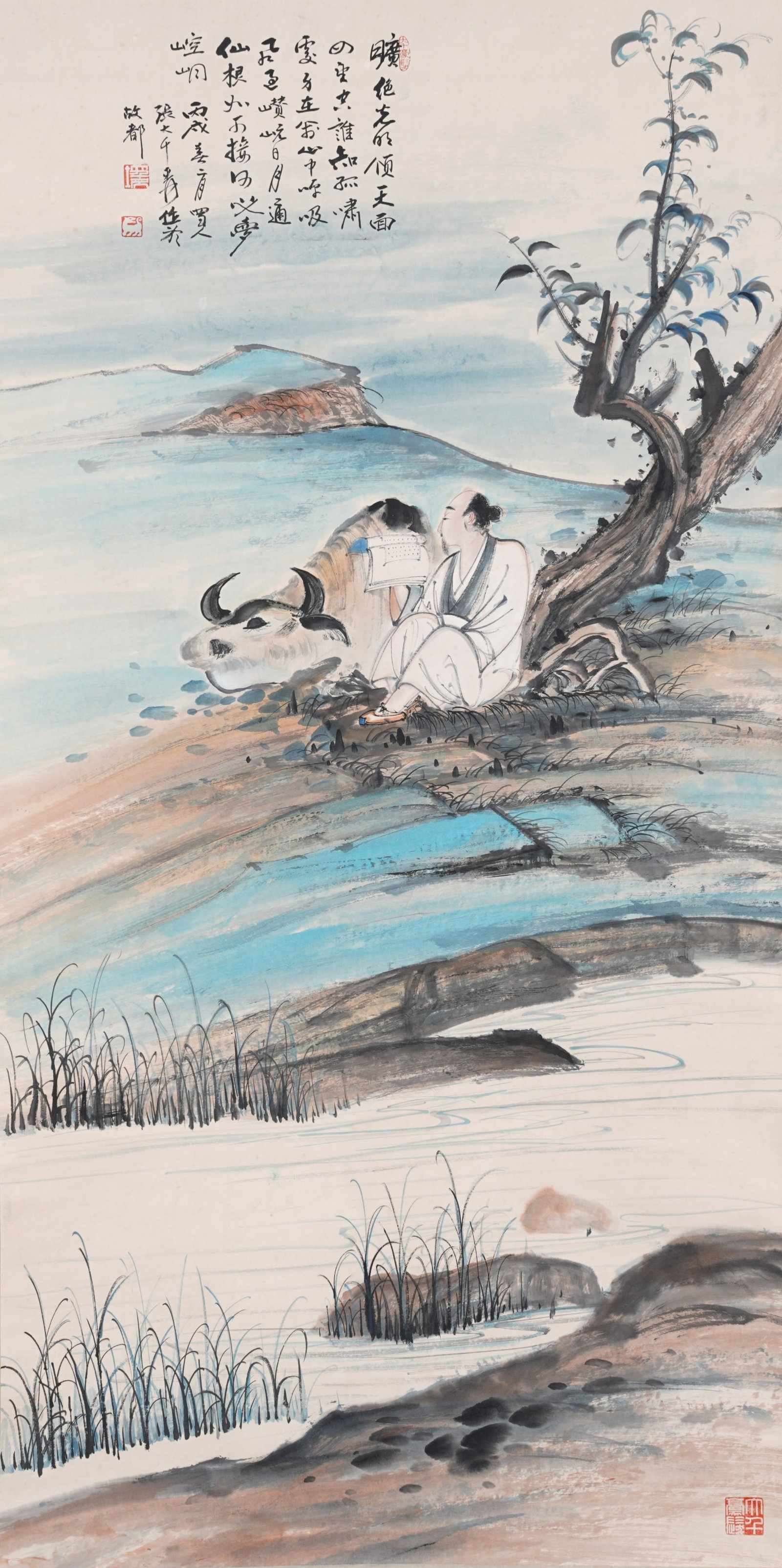 A SCHOLAR FIGURE PAINTING ON PAPER BY ZHANG DAQIAN.張大千: Scholar Figure Painting on Paper by Zhang Daqian.張大千