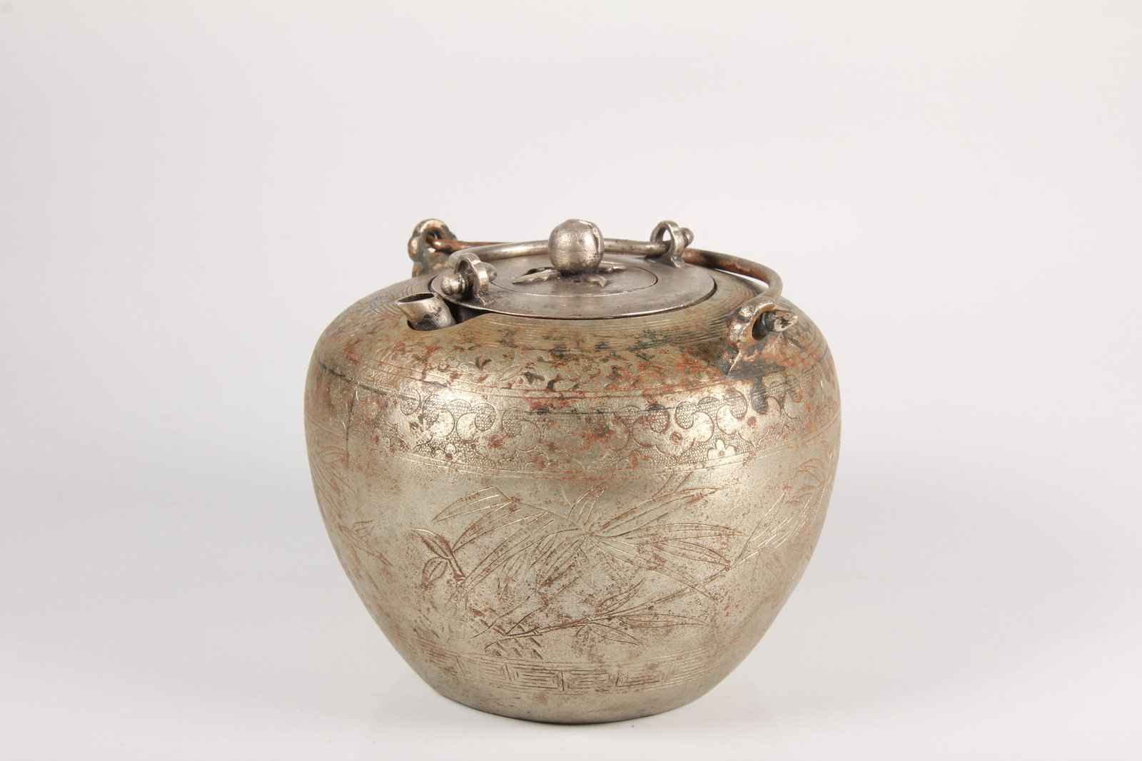 A SILVER BAMBOO-PATTERNED WINE WARMER - 3