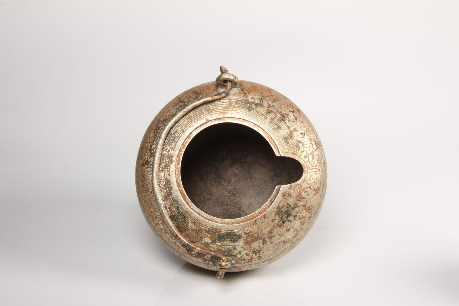 A SILVER BAMBOO-PATTERNED WINE WARMER - 9