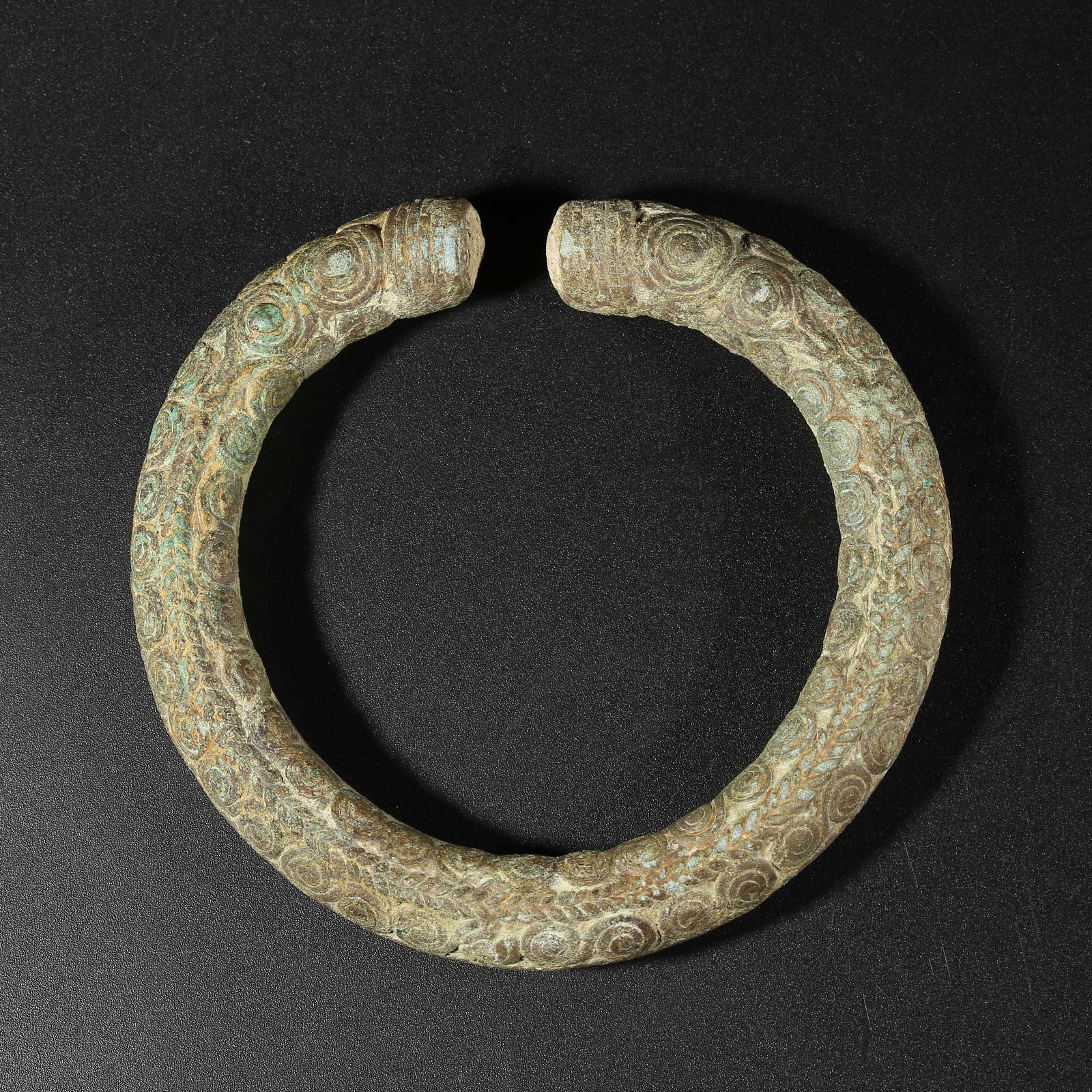 A BRONZE ARM BRACELET (1 of 10)