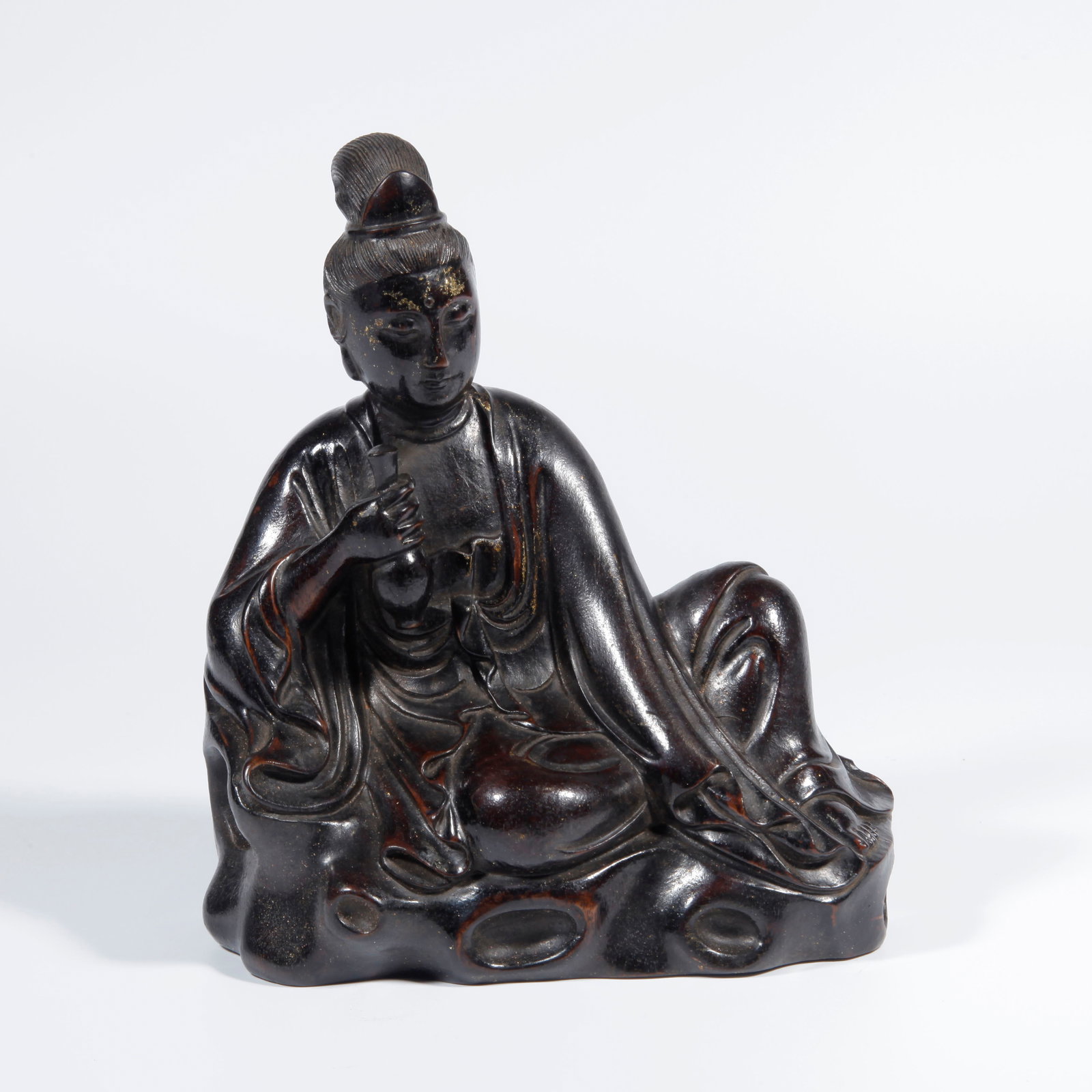 A ZITAN WOOD CARVING AVALOKITESHVARA STATUE (1 of 10)