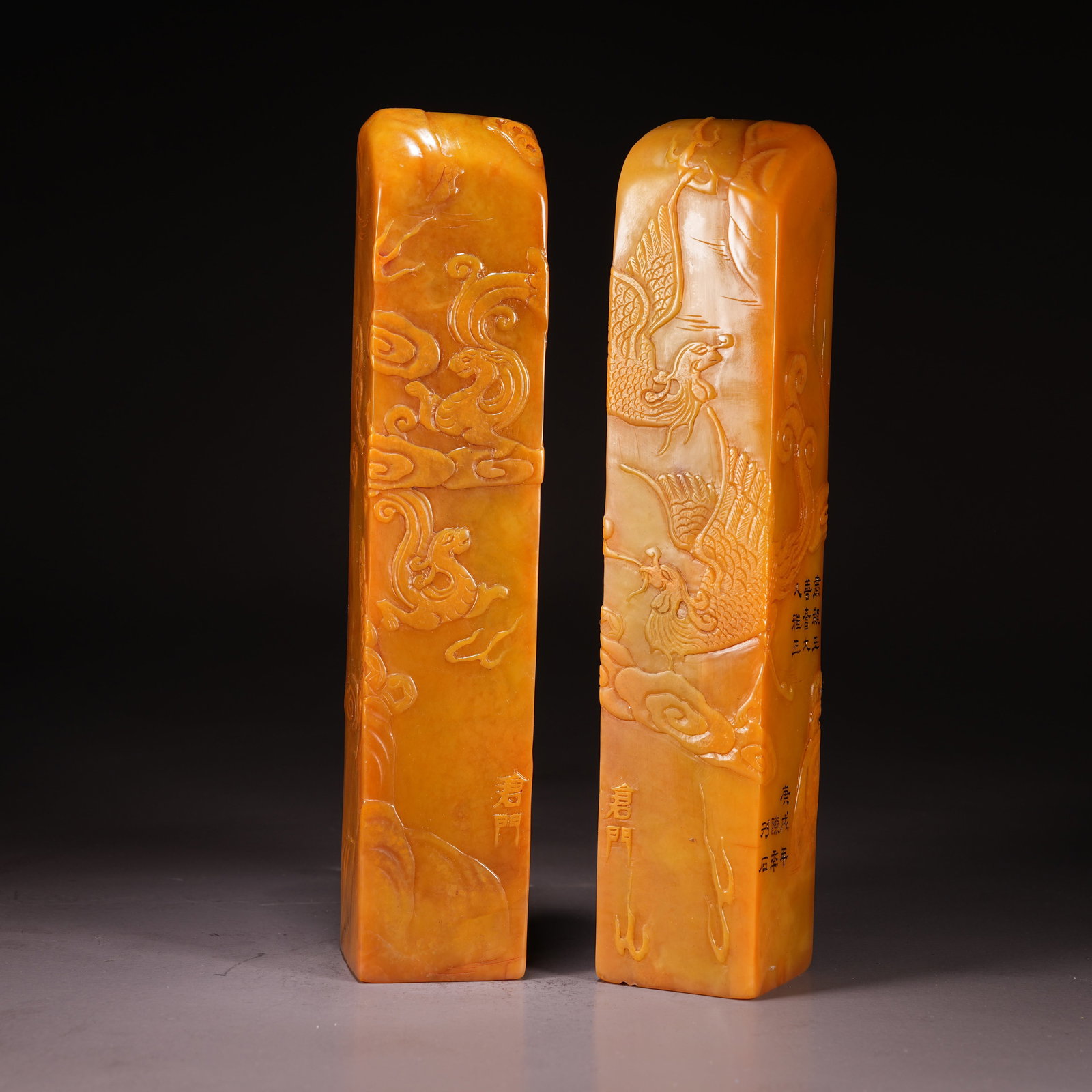 A SET OF SHOUSHAN STONE SEALS WITH DRAGON AND PHOENIX MOTIFS (1 of 8)