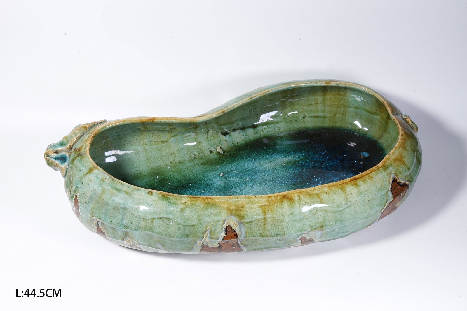 A SHIWANYAO KILN GOURD-SHAPED BRUSH WASHER (1 of 9)