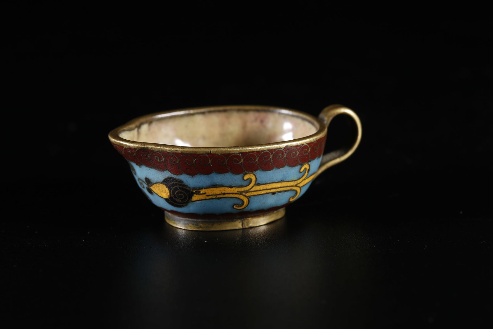 A CLOISONNÉ ENAMEL BRONZE WATER EWER (1 of 8)
