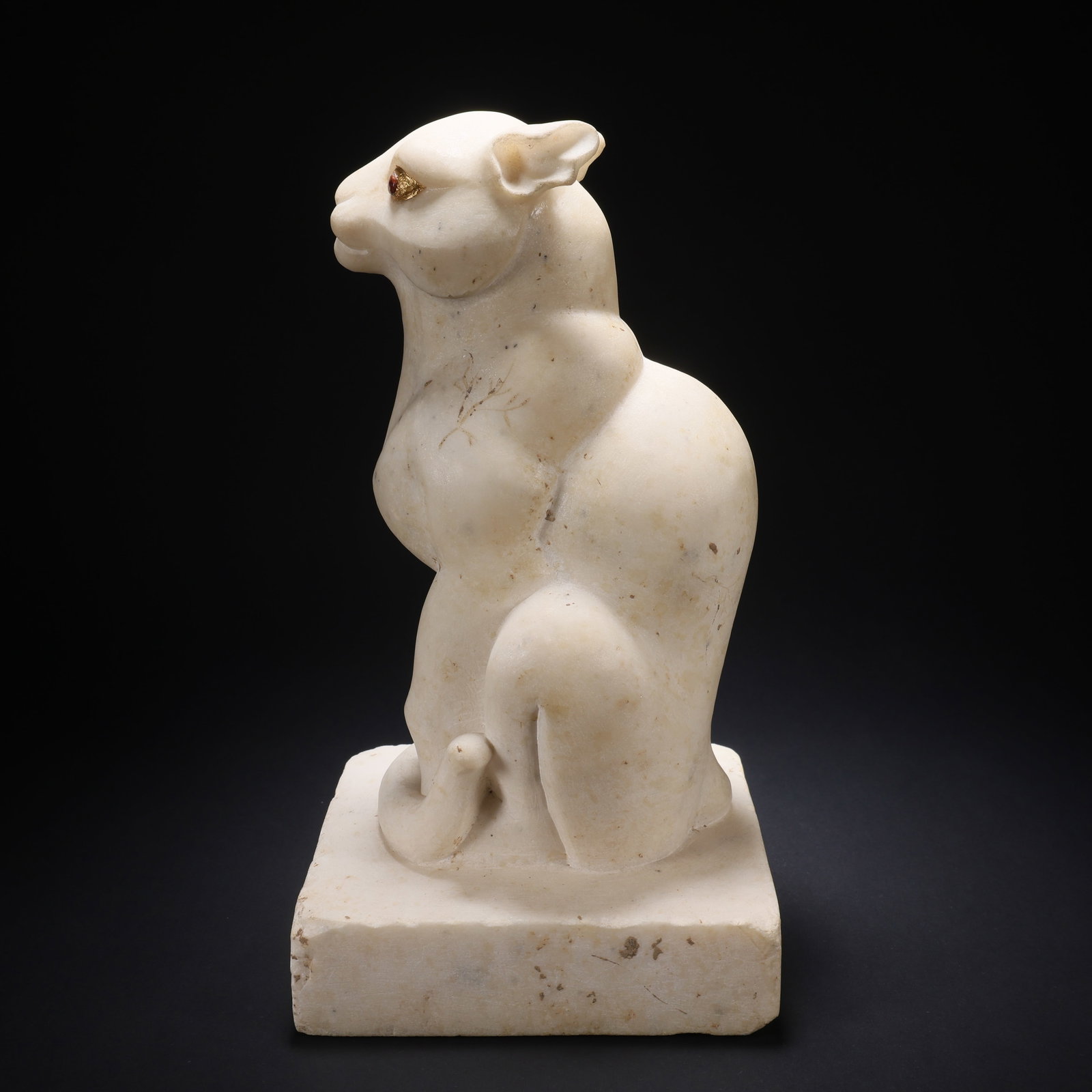 A WHITE MARBLE CAT ORNAMENT INLAID WITH GOLD AND PRECIOUS STONES (1 of 9)
