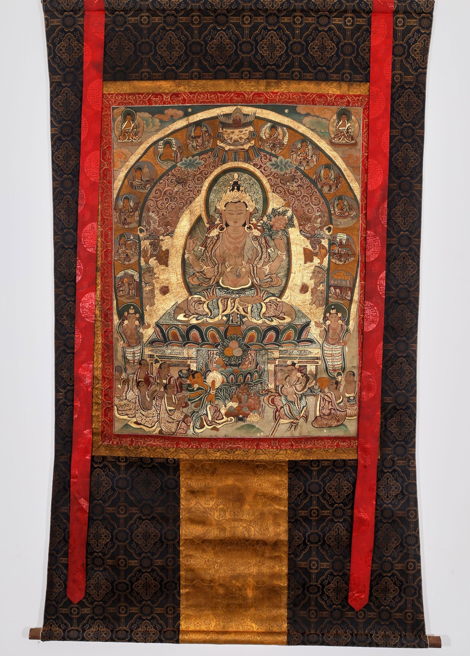 A THANGKA OF AVALOKITESHVARA (GUANYIN) (1 of 9)