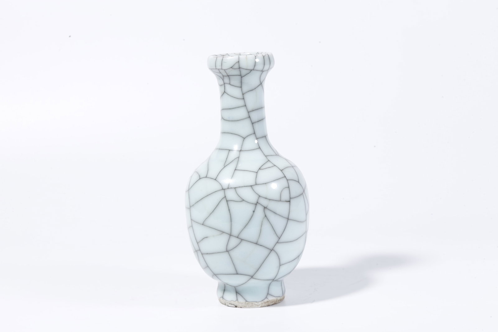 A GE WARE VASE (1 of 9)