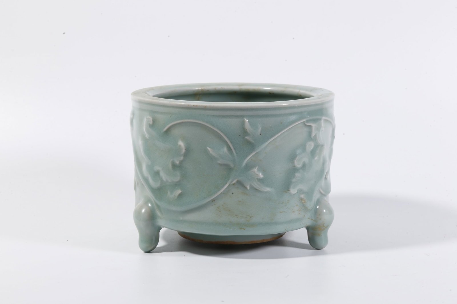 A RU WARE TRIPOD CENSER WITH SCROLLING FLORAL MOTIFS (1 of 9)