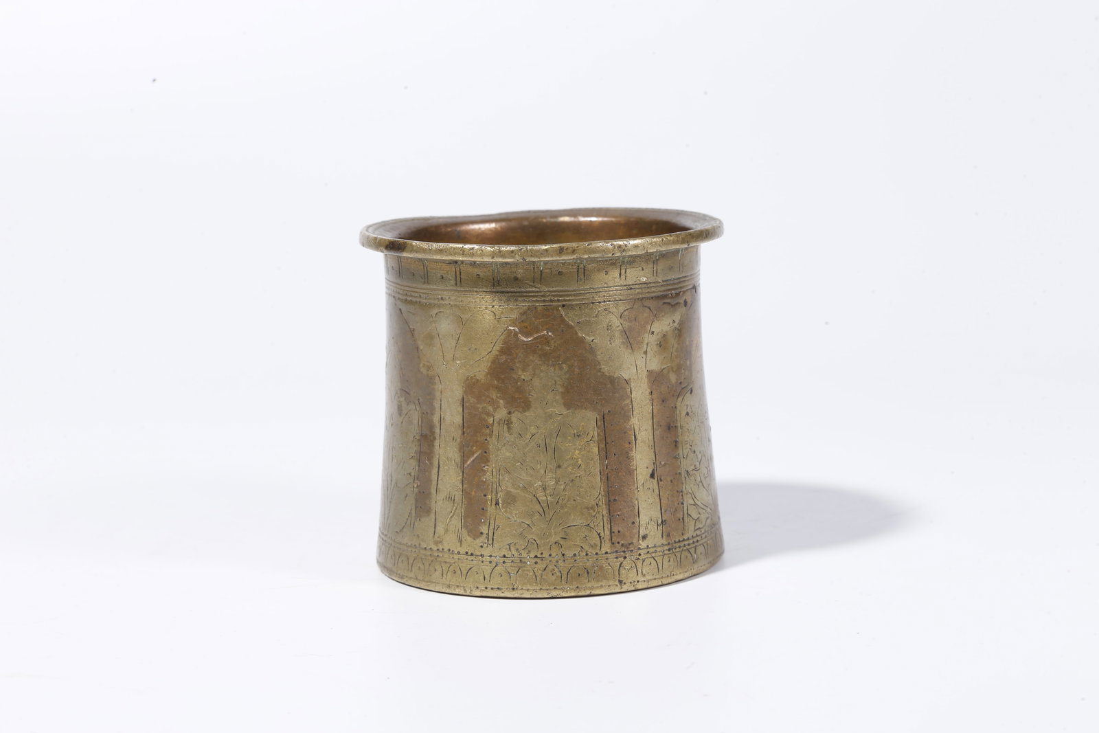 A GILT BRONZE JAR WITH FLORAL DECORATION (1 of 9)