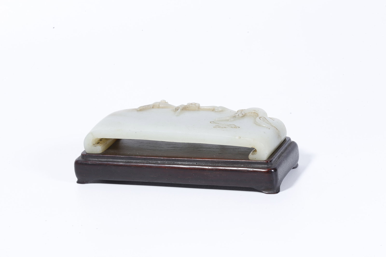 A HETIAN JADE CARVED INKSTONE REST WITH PLUM BLOSSOM DECORATION (1 of 9)