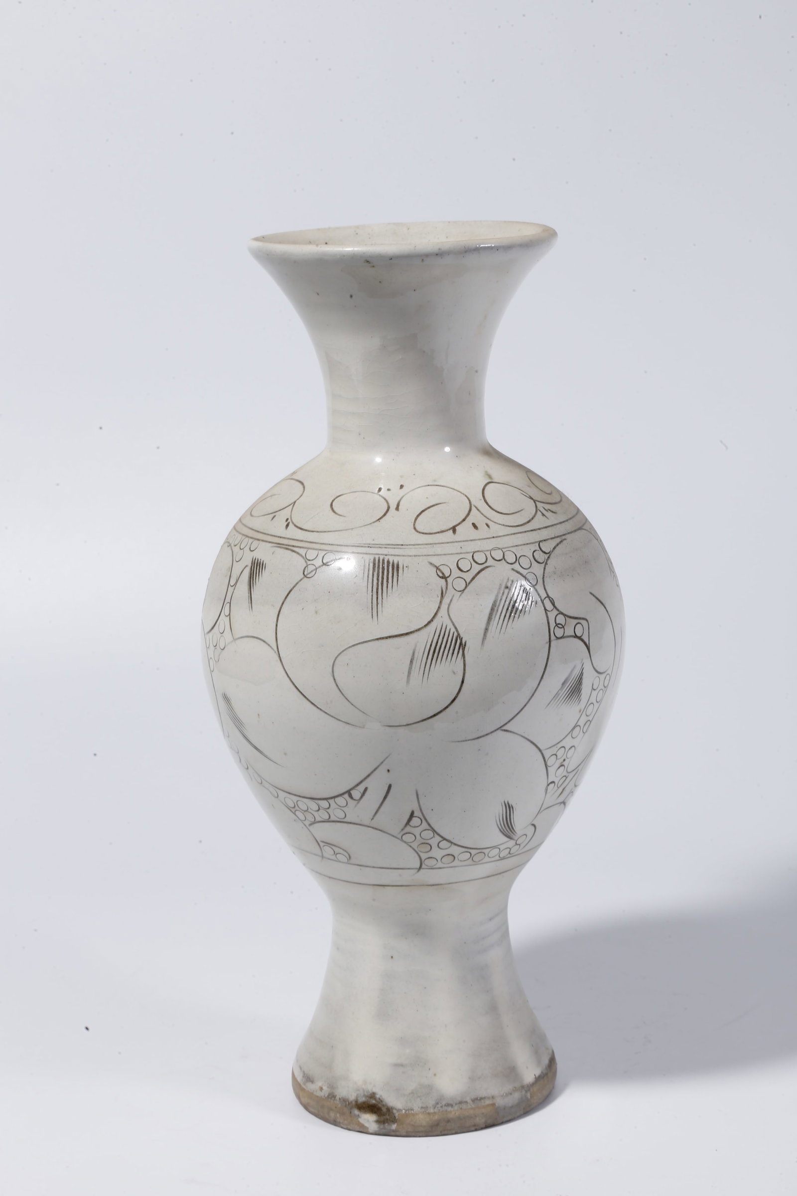 A CIZHOU WARE VASE - 6