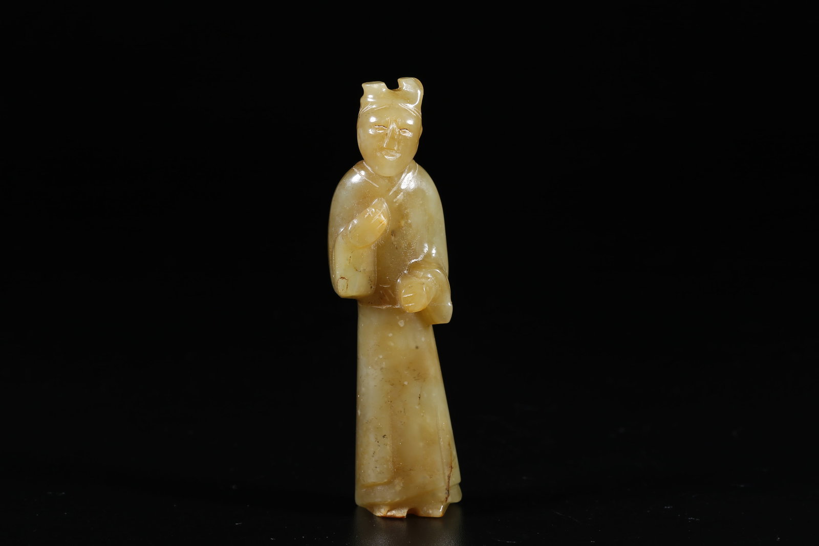 A HETIAN JADE FIGURE ORNAMENT: Hetian Jade Figure Ornament