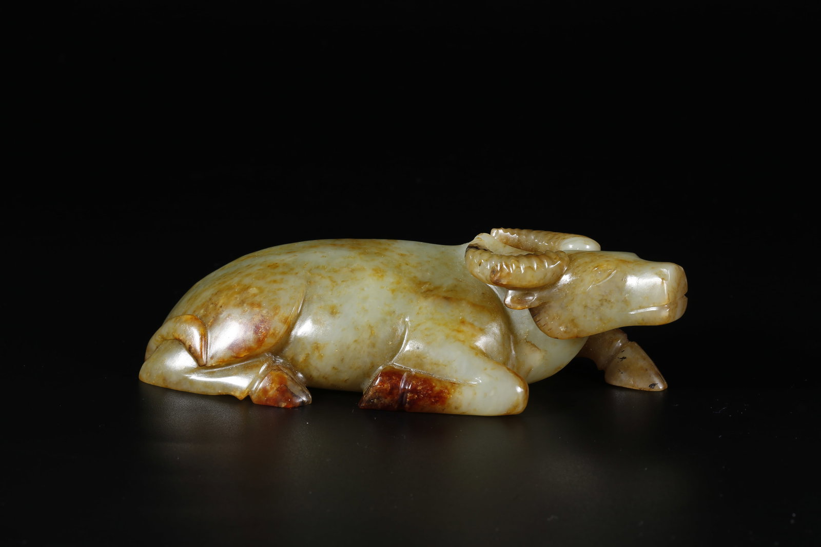 A HETIAN JADE CARVED CATTLE ORNAMENT (1 of 9)