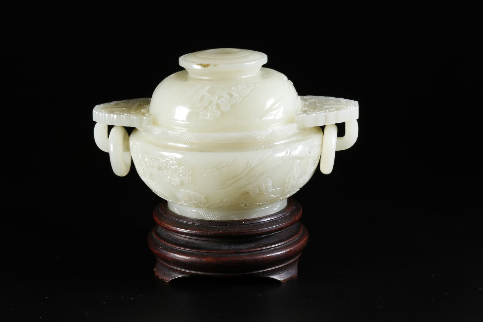 A HETIAN JADE CARVED COVERED CENSER WITH LANDSCAPE AND FIGURE MOTIFS (1 of 10)
