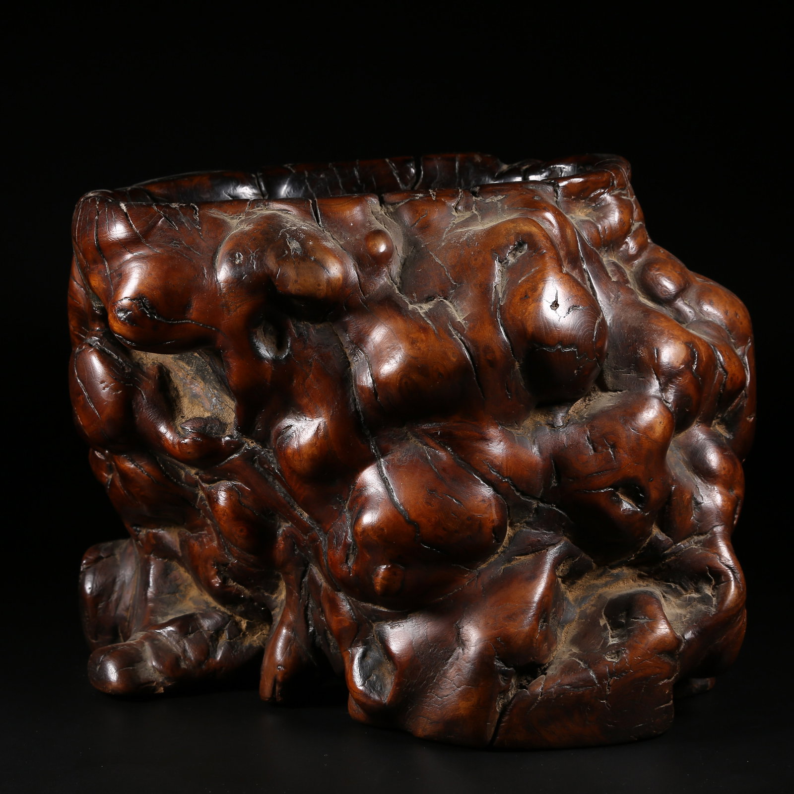 A ROSEWOOD BRUSH POT (1 of 9)